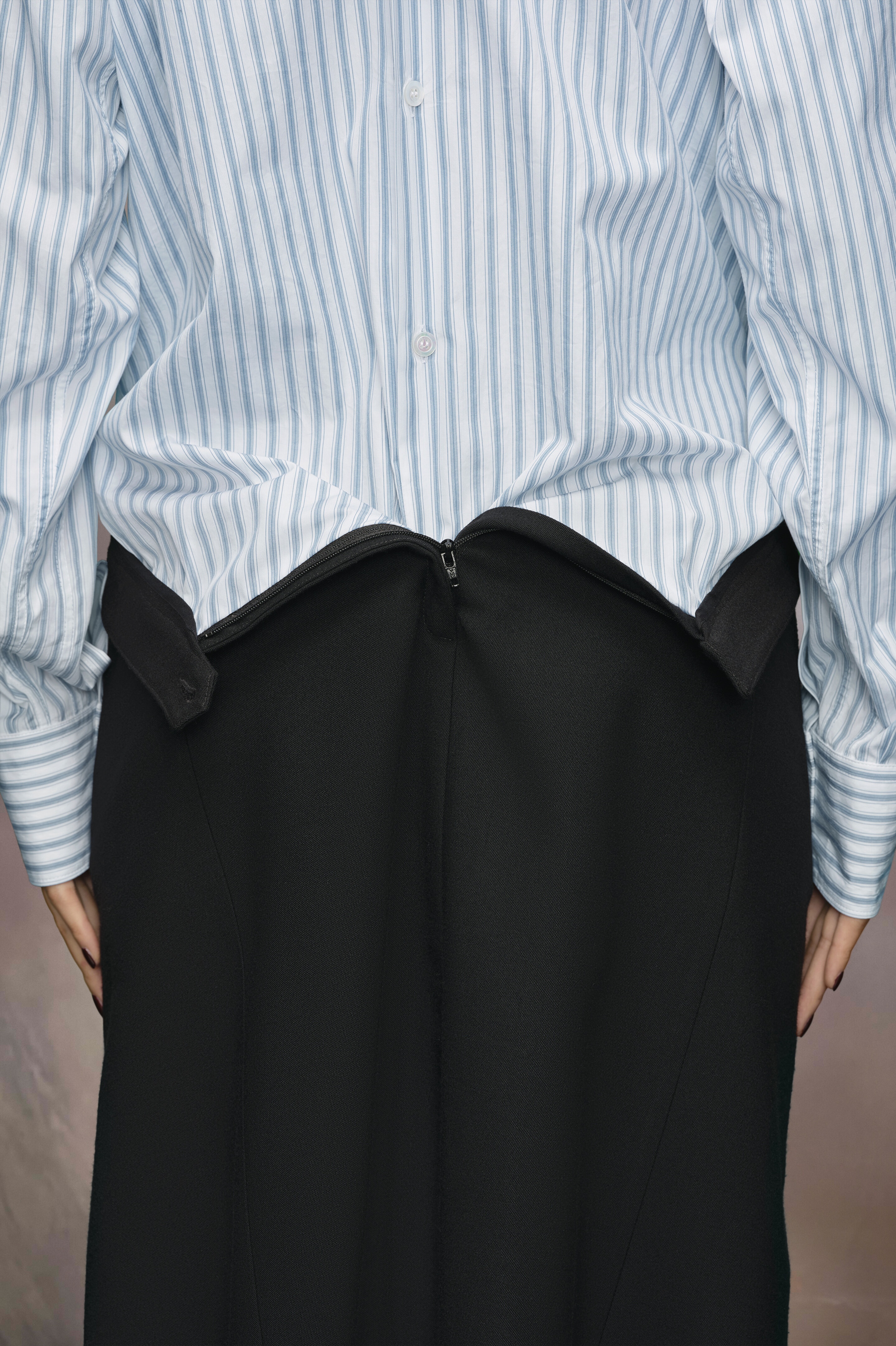 Reversed stripe shirtdress - 6