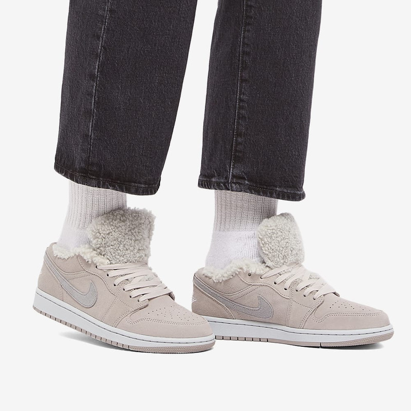 Jordan Air Jordan 1 Low SE 'Neutral Greys' W outlook