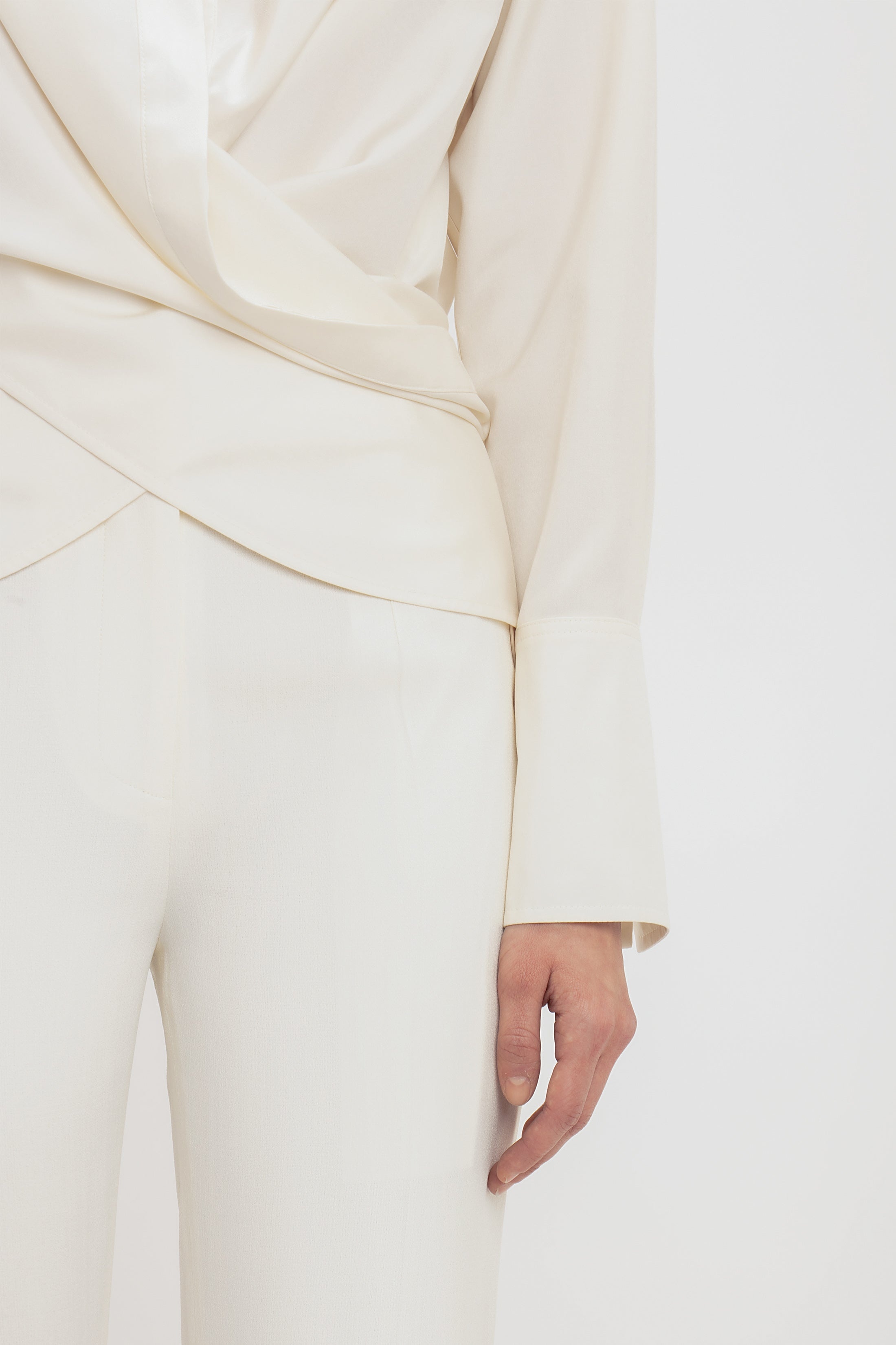 Exclusive Cropped Kick Cotton Trousers In Off White - 5
