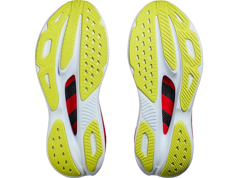HOKA Skyward X - 4