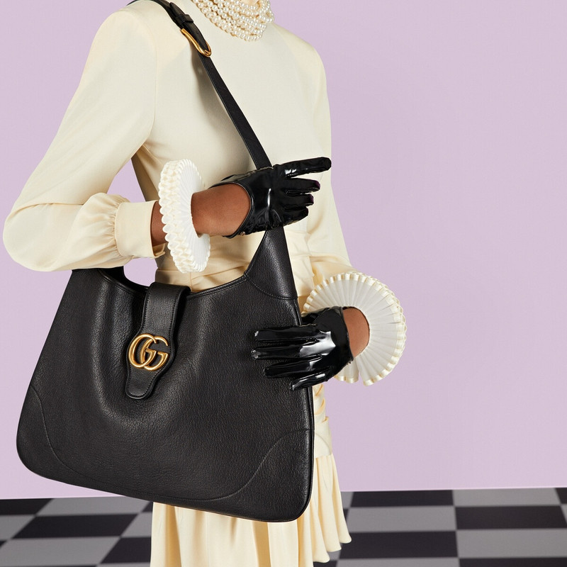 Shiny lycra gloves 3