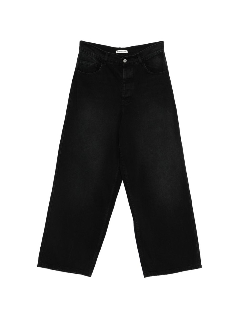 button-fastening jeans 1