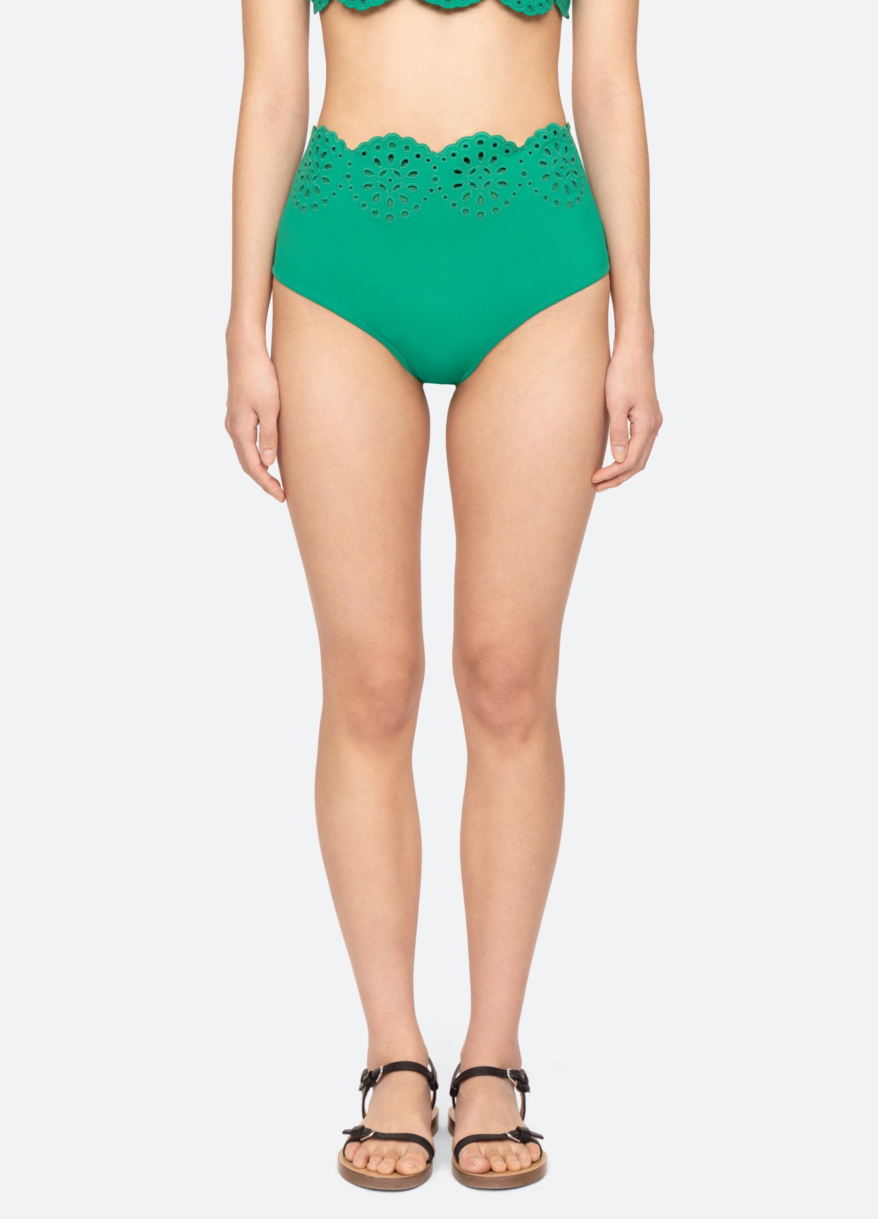 Mae Bikini Bottom - 1