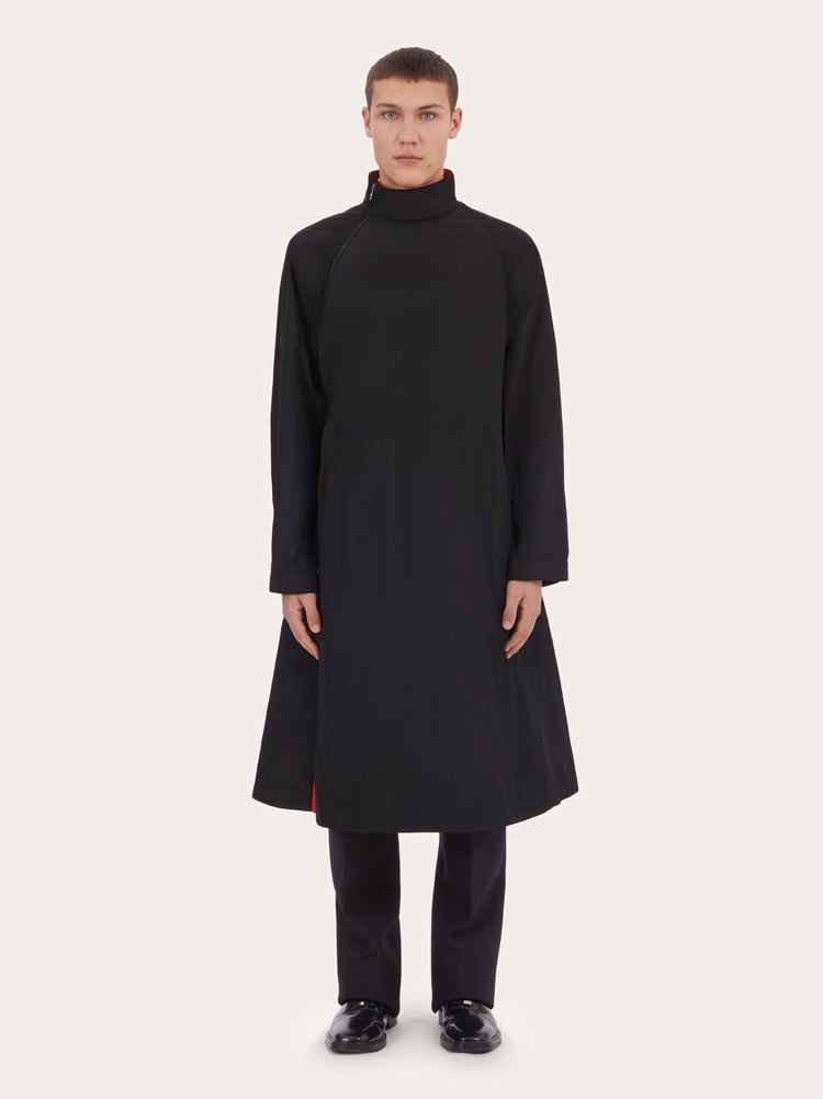 DUAL TONE RAIN COAT IN RECYCLED FABRIC - 2