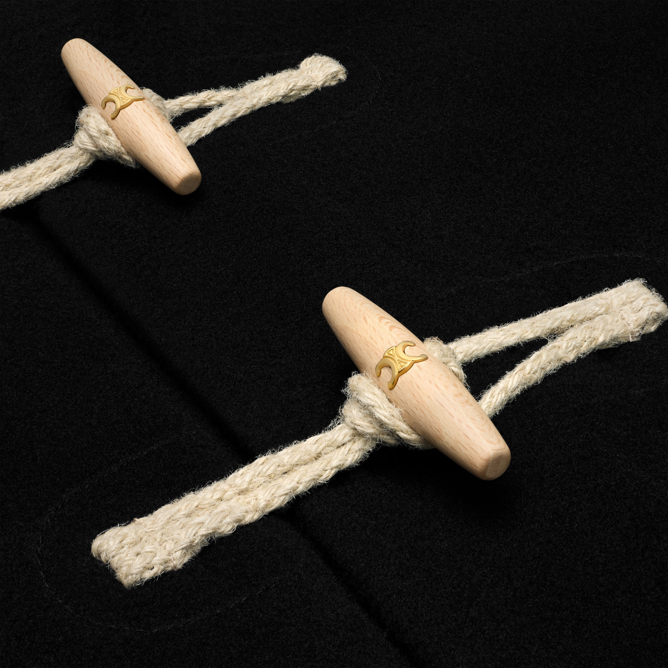 egg-shaped duffle-coat IN DOUBLE FACE CASHMERE - 4