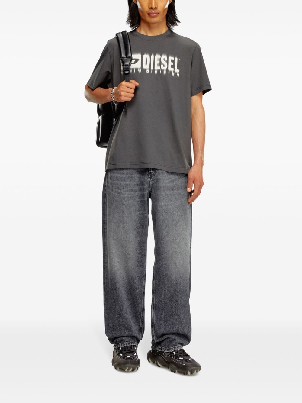 T-Adjust-Q7 T-shirt - 2