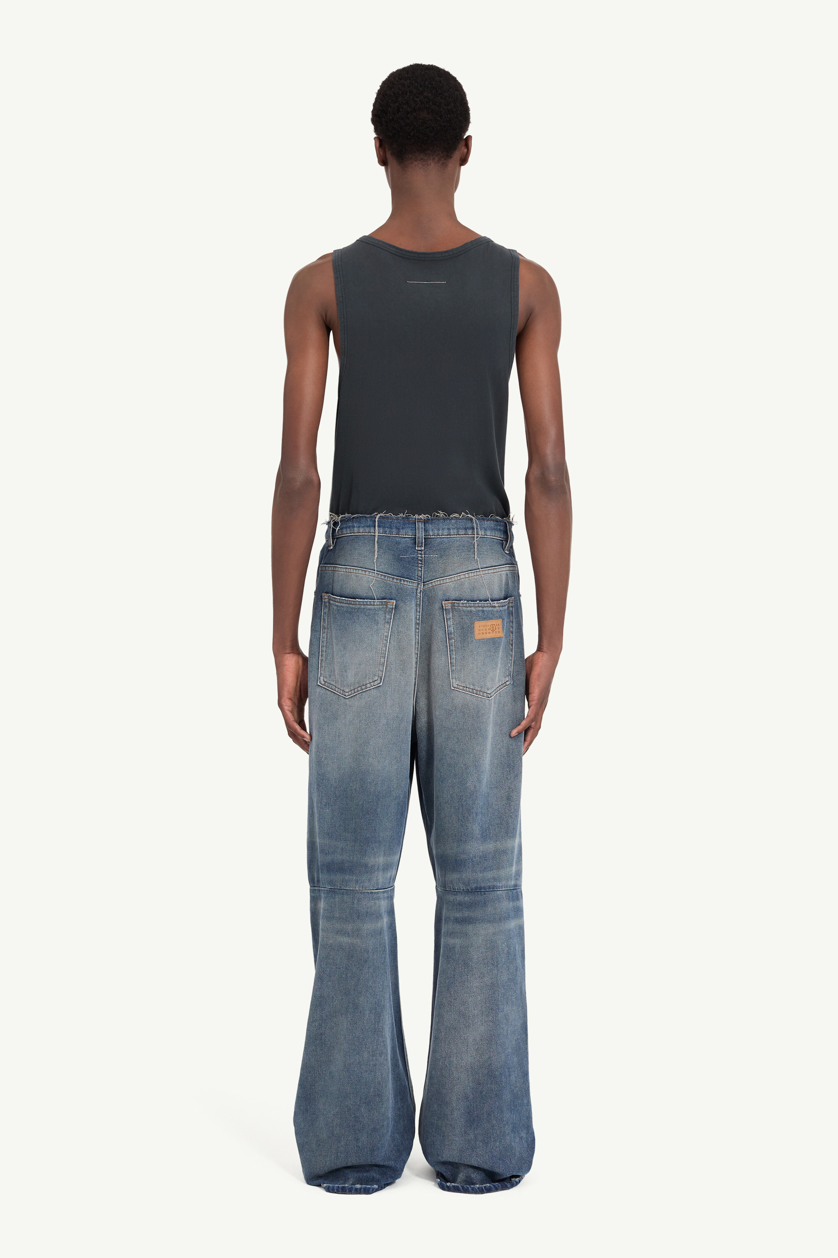 Wide-leg jeans - 4
