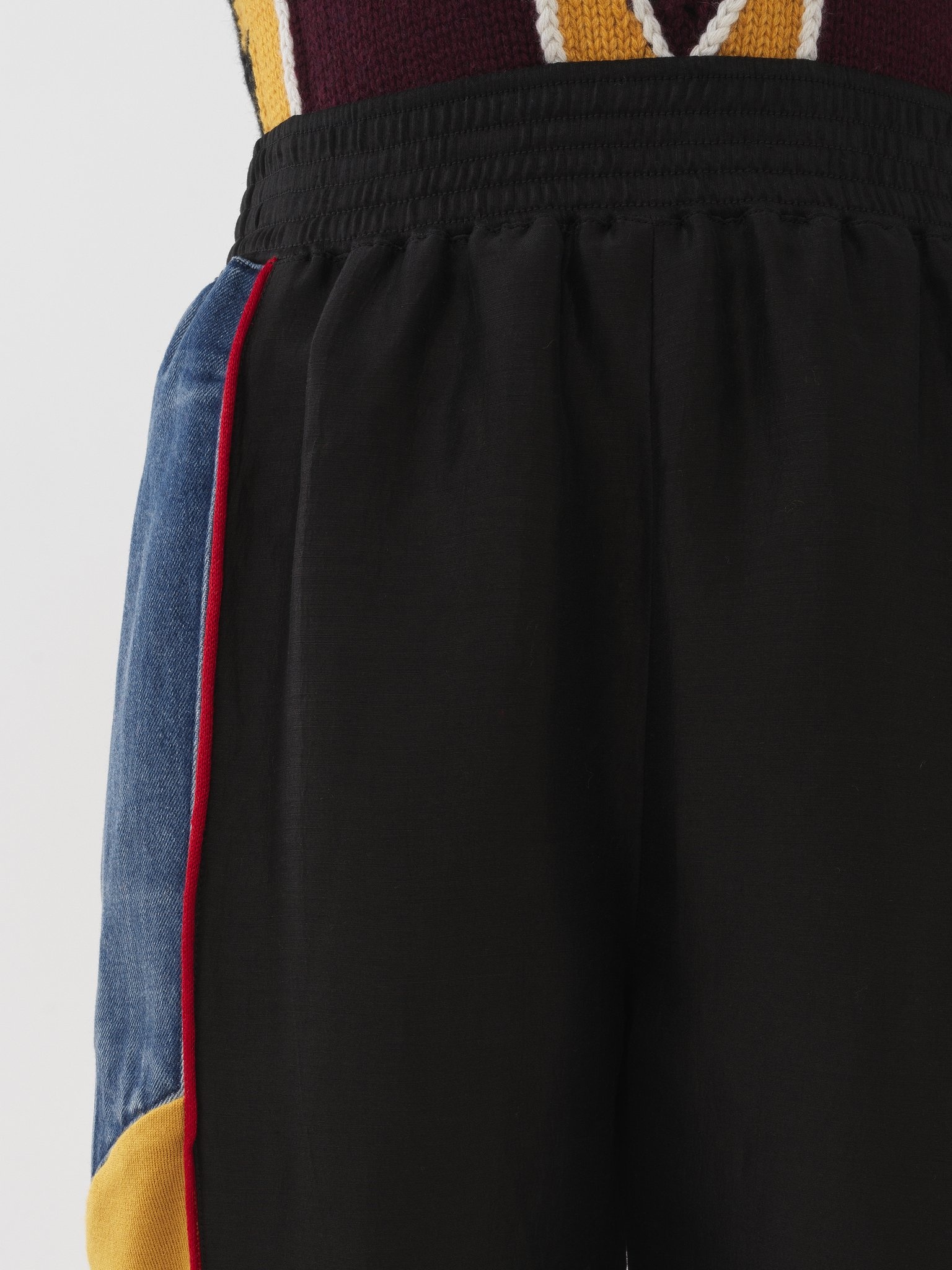 JOGGING PANTS - 5