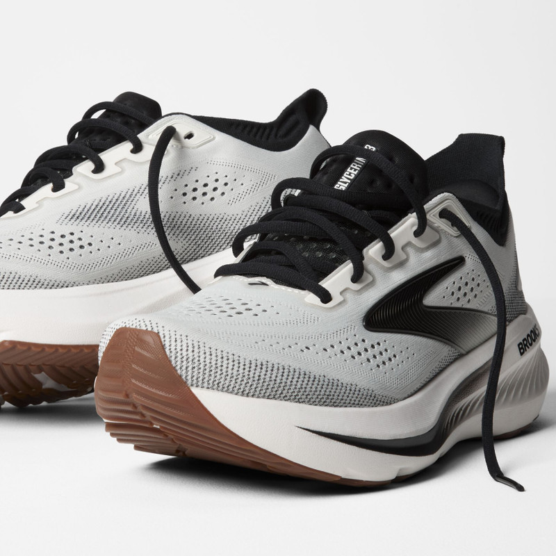 BROOKS Glycerin 23 outlook