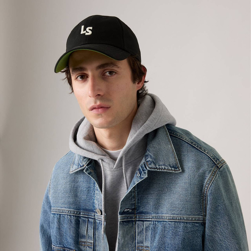Levi's MONOGRAM CAP outlook