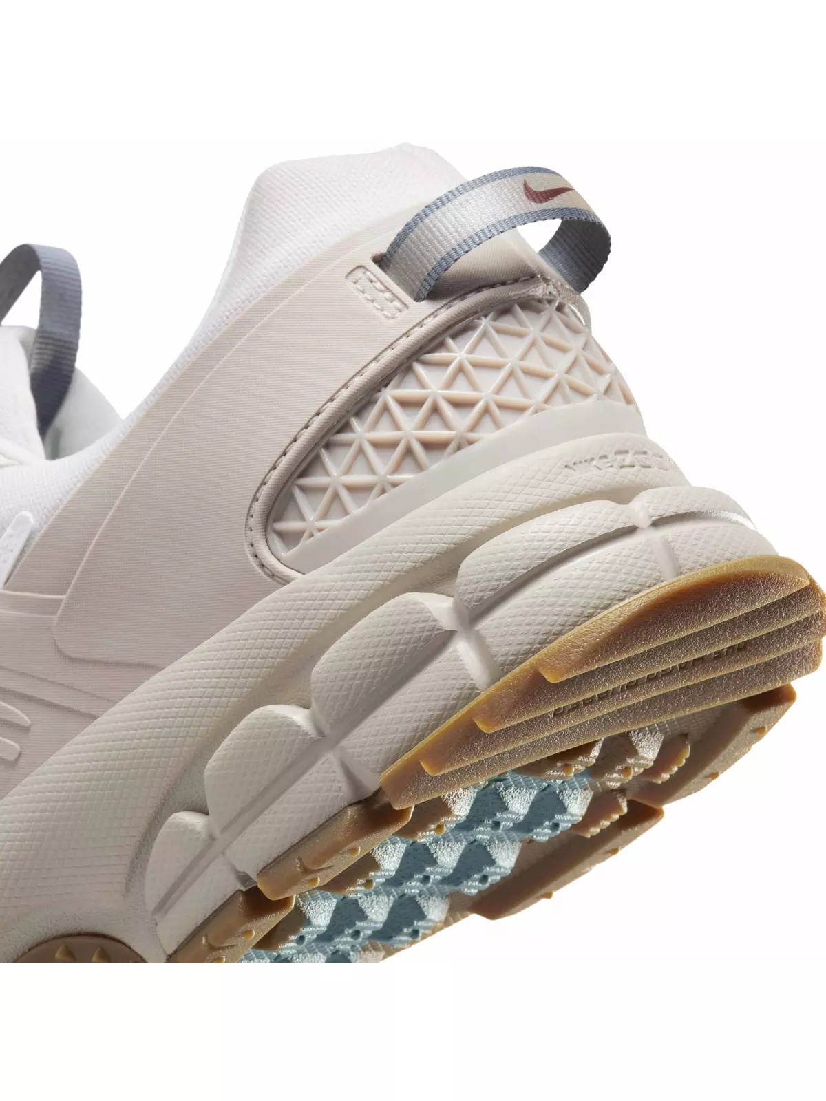 Zoom Vomero Roam Winterized "College Grey/Vast Grey/Gum Dark Brown/White" Men's Shoe - 8