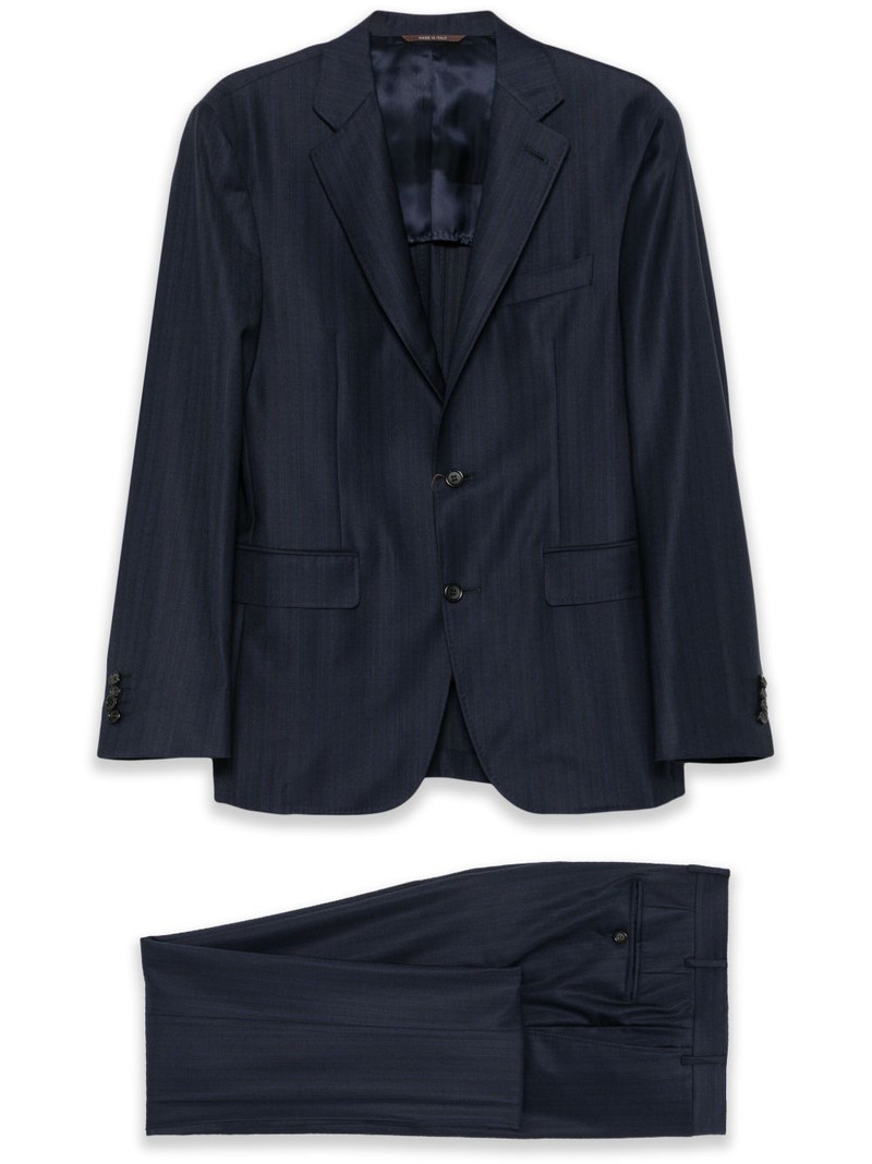 single-breasted suit 1