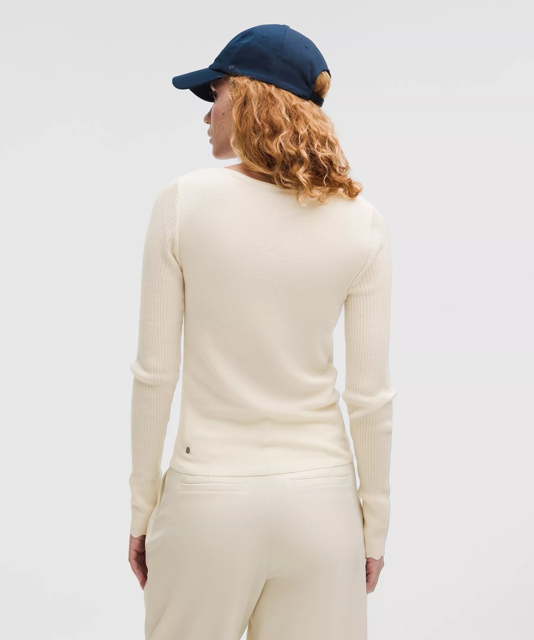 Cashmere Scalloped Cuff Crewneck - 3
