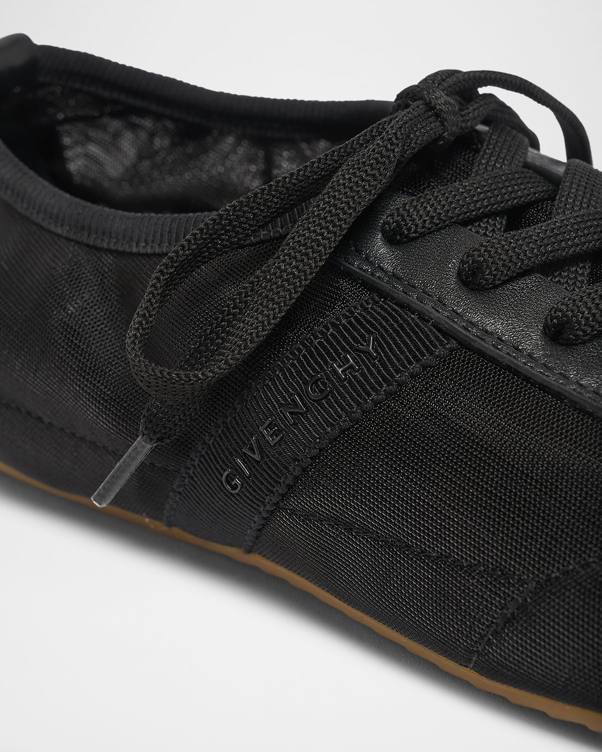 Slim Low-Top Sneakers - 4