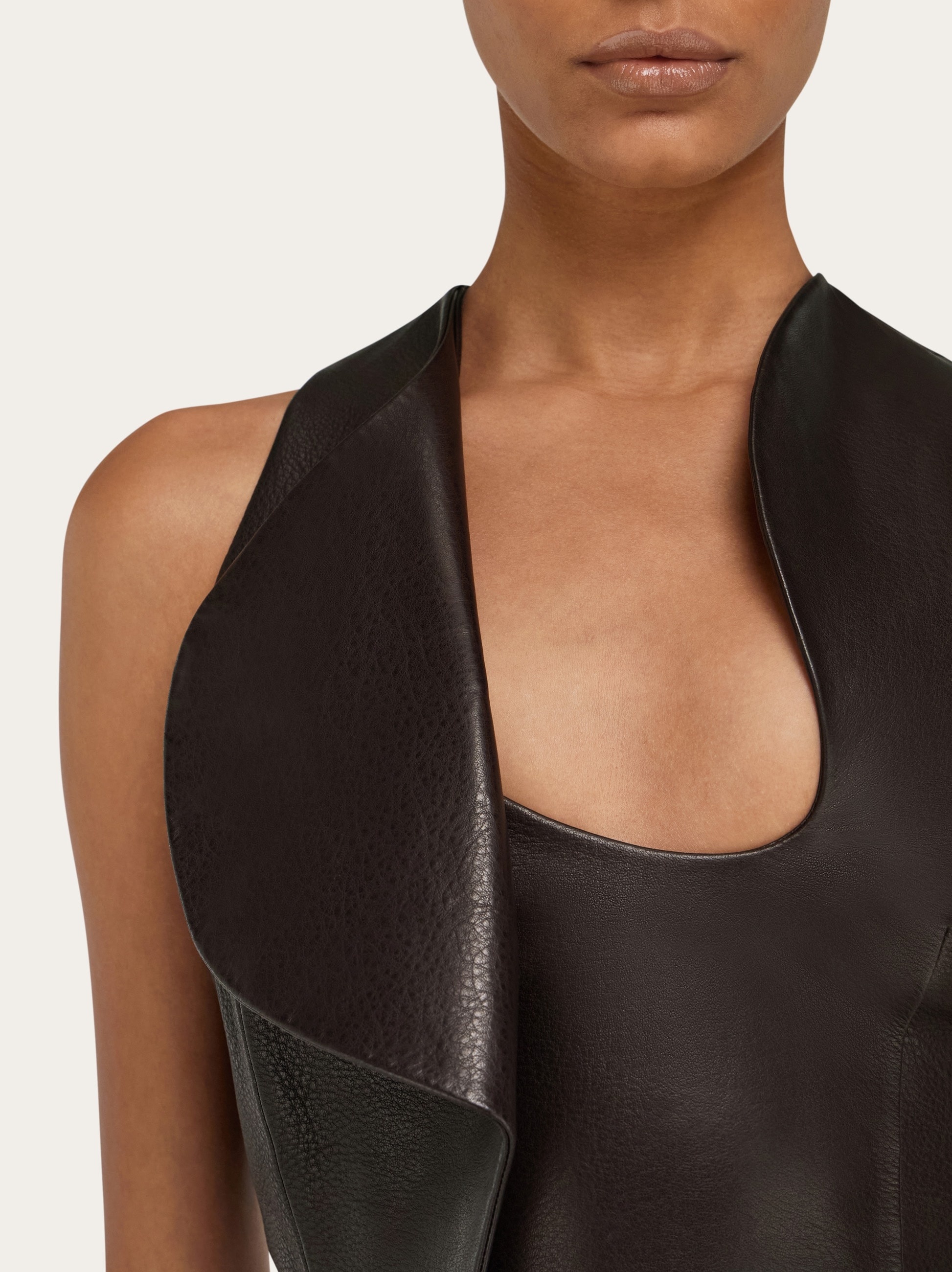 Leather gilet - 4