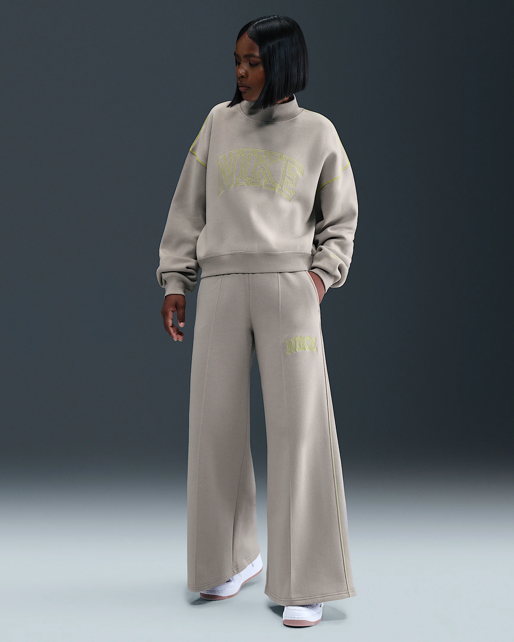 Nike Sportswear Phoenix Fleece Women's Wide-Leg Sweatpants - 1