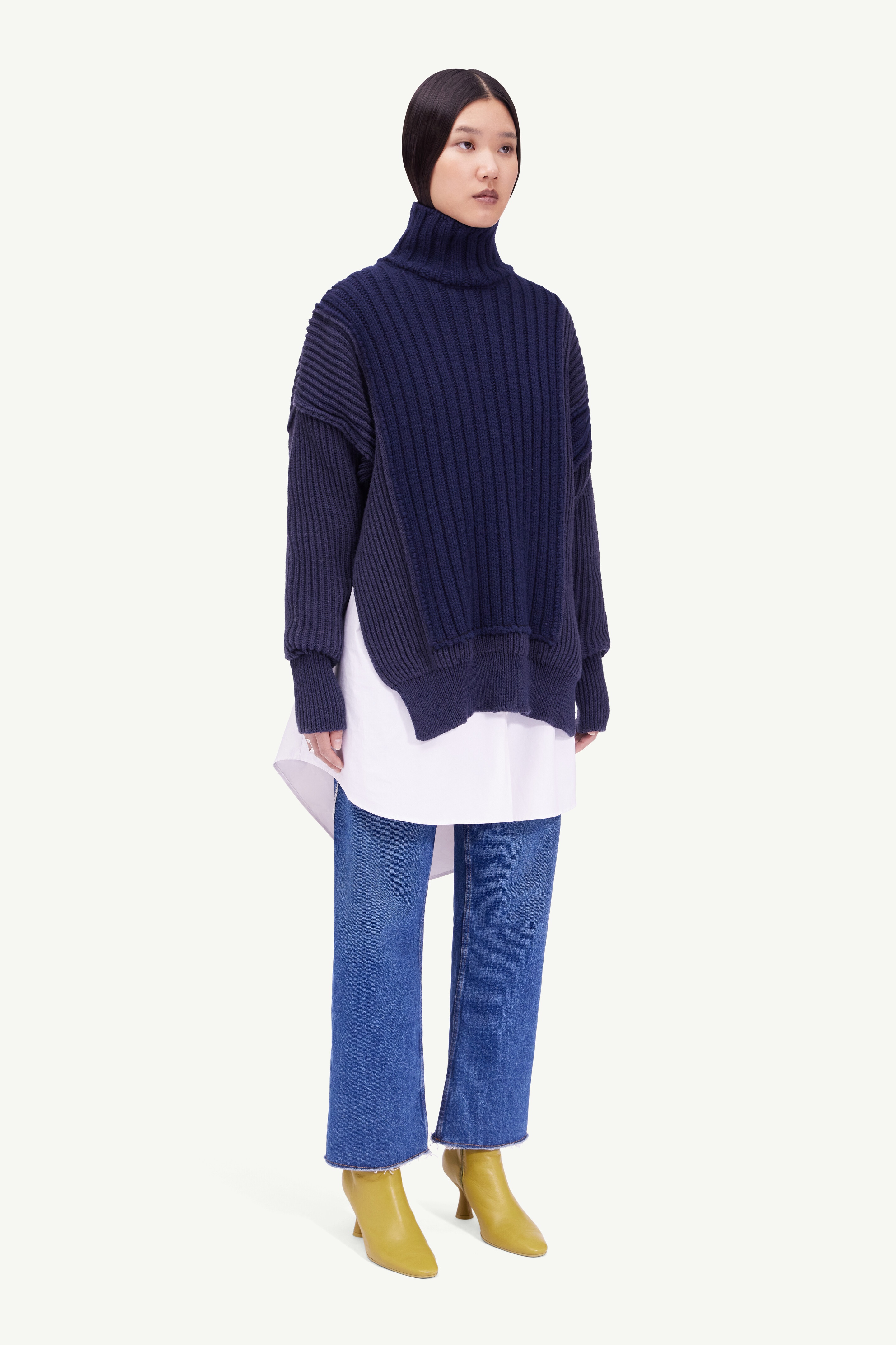 Spliced high-neck sweater - 3