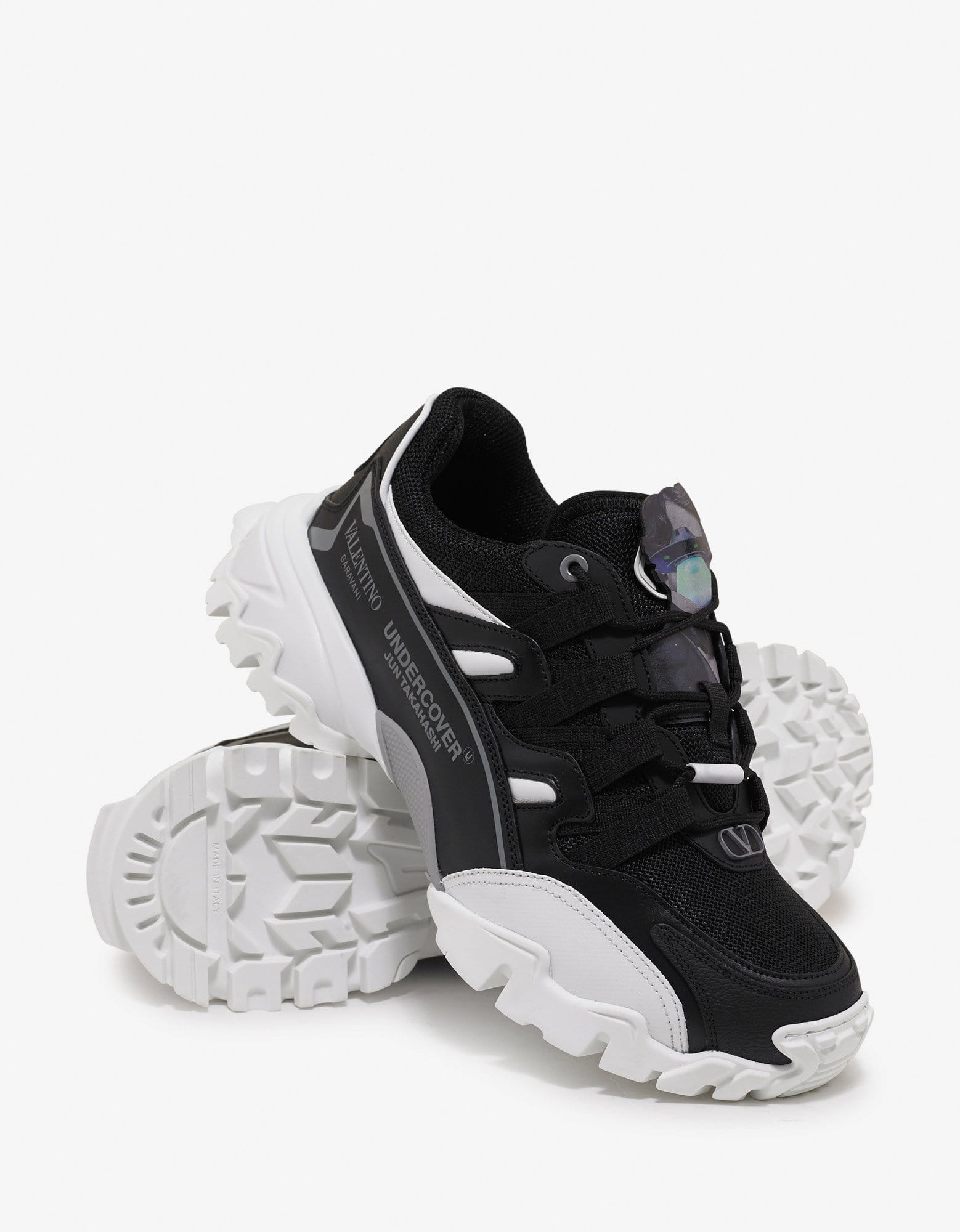 Undercover Black & White Climbers Trainers - 6