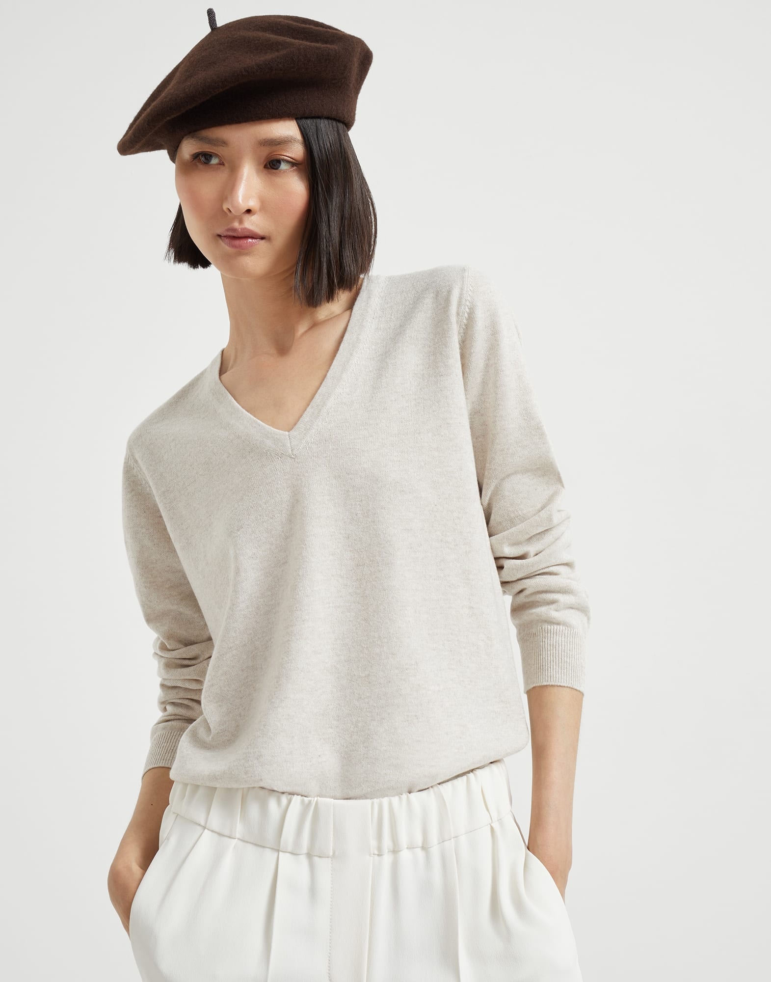 Cashmere sweater with monili - 4