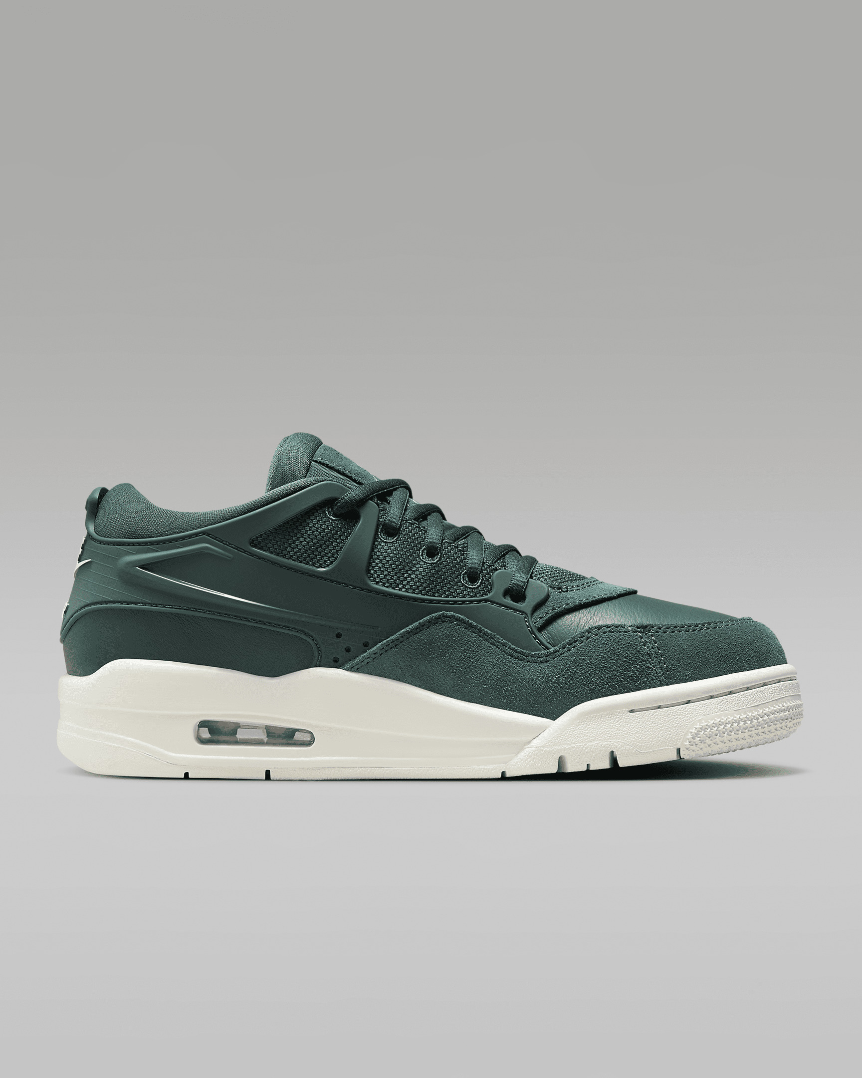 【NIKE】☆スニーカー☆ Air Jordan 4RM Women's Shoes Air Jordan 4 RM Women's Shoes. Nike.com
