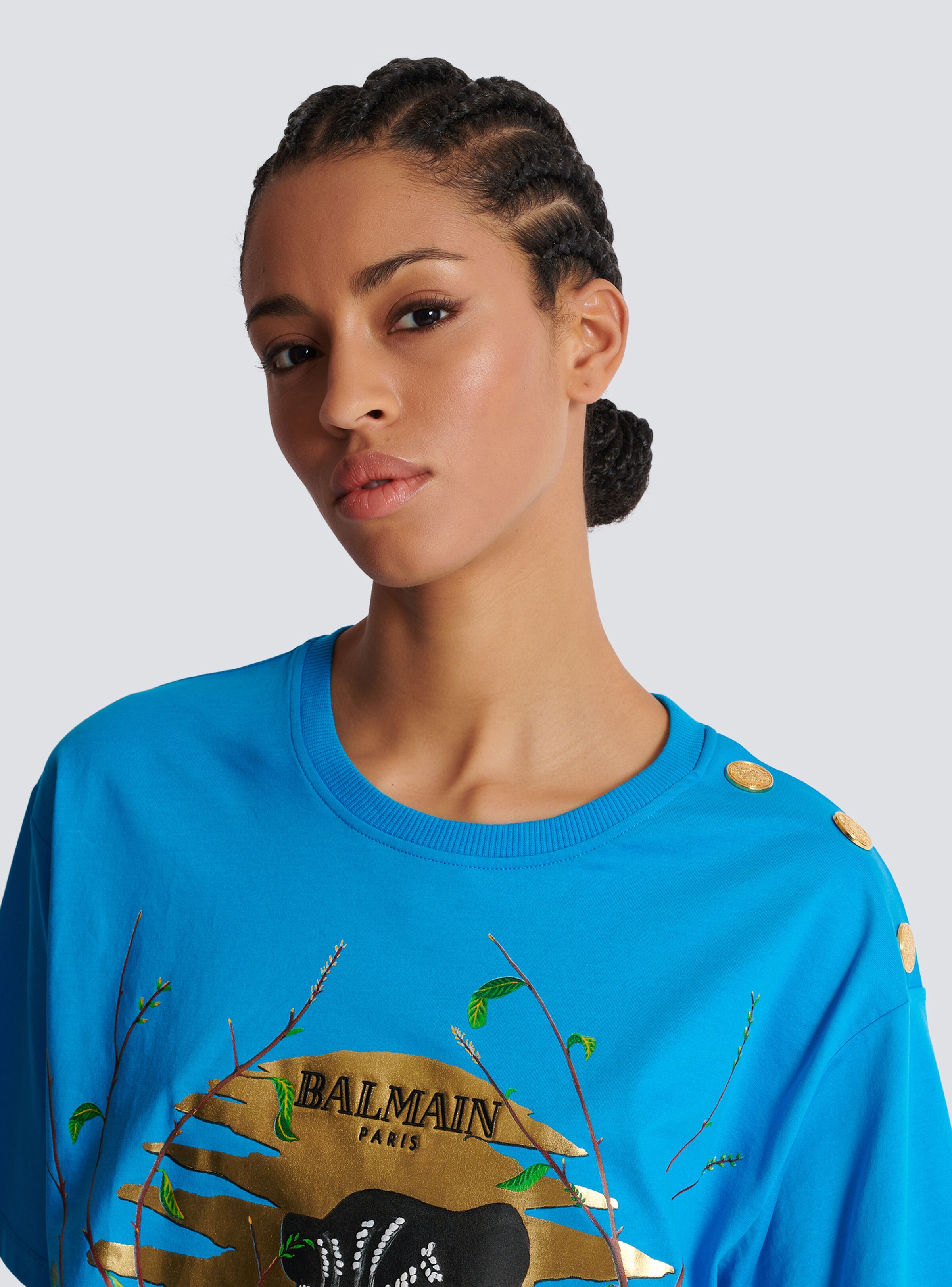Disney x Balmain: The Lion King - Cropped T-shirt with Cassius Khumalo print - 7
