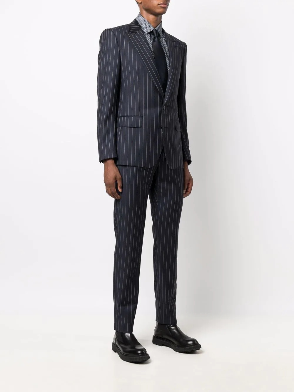 single-breasted pinstripe suit - 3