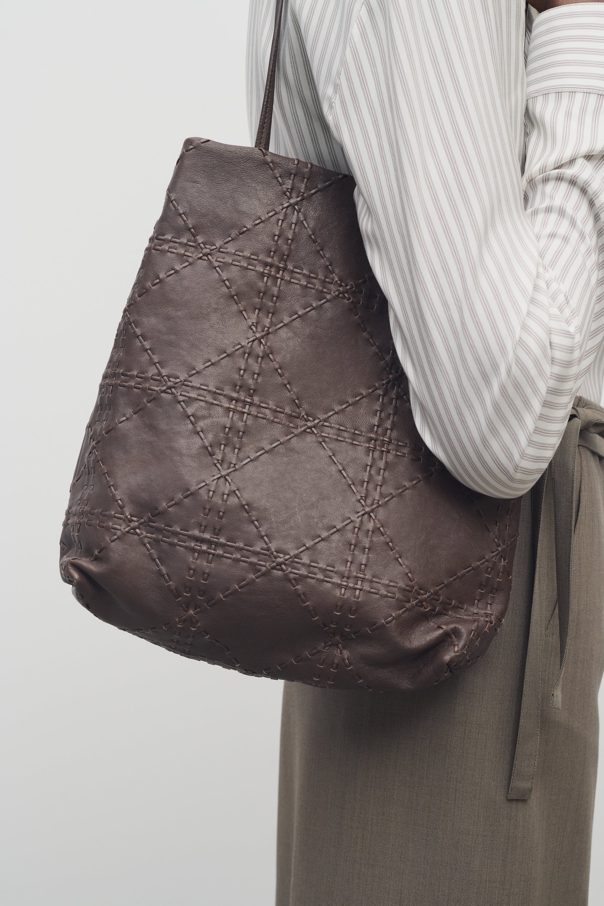 Lilou Woven Bag in Leather - 4