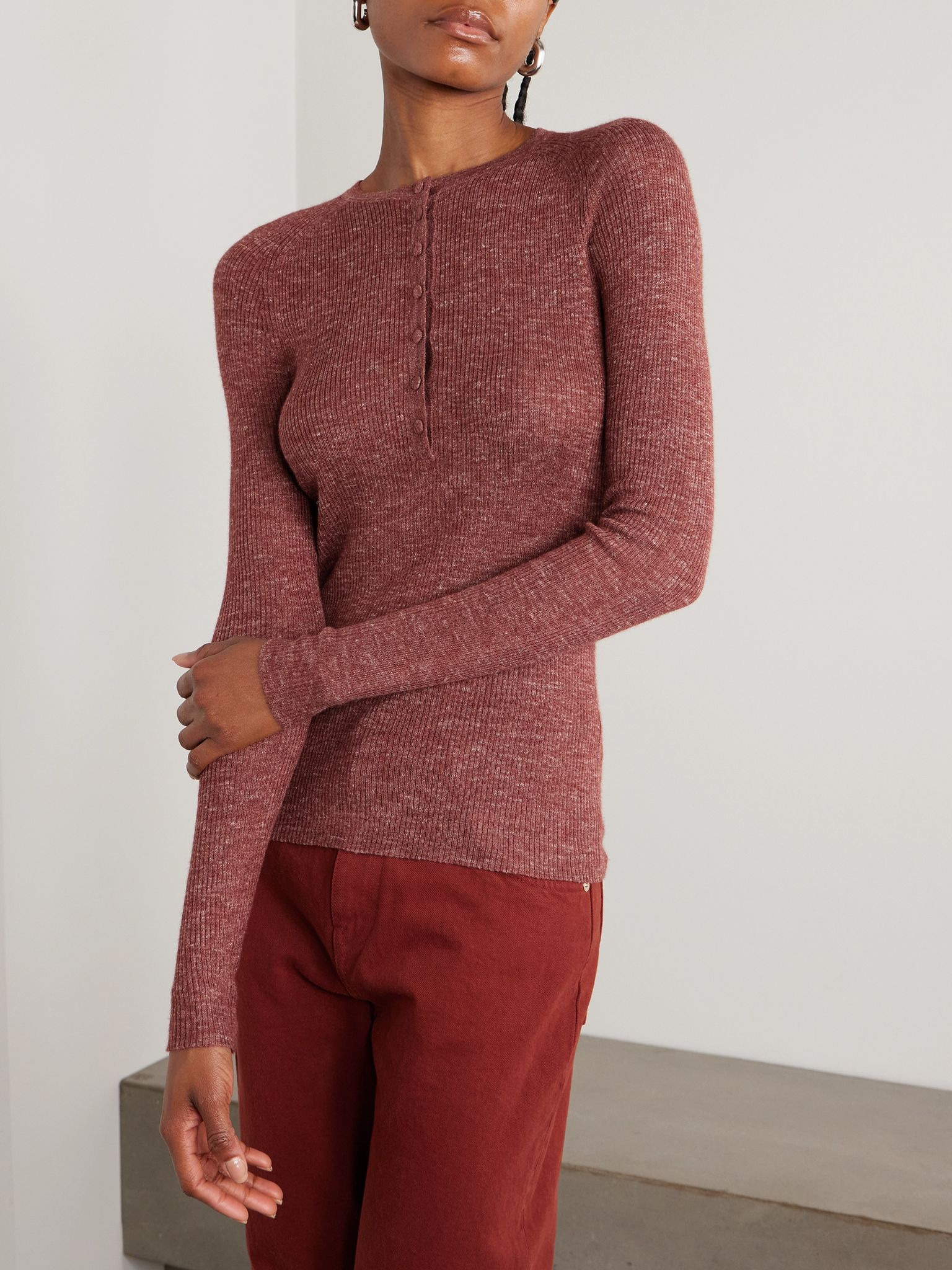 Anges ribbed cashmere, silk and hemp-blend Henley top Burgundy - 3