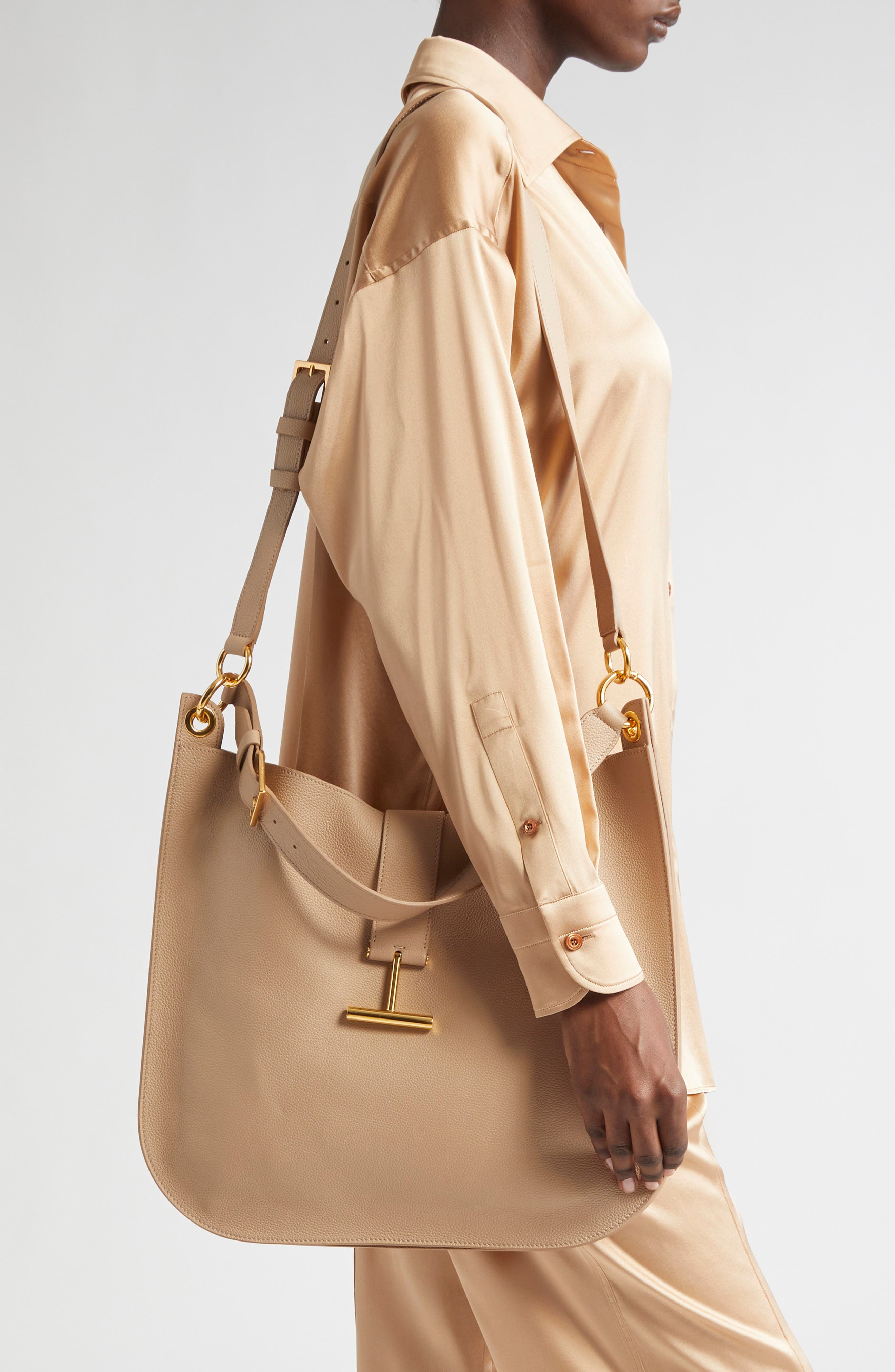 TOM FORD Large Tara Leather Hobo Bag in 1J013 Light Beige at Nordstrom - 2