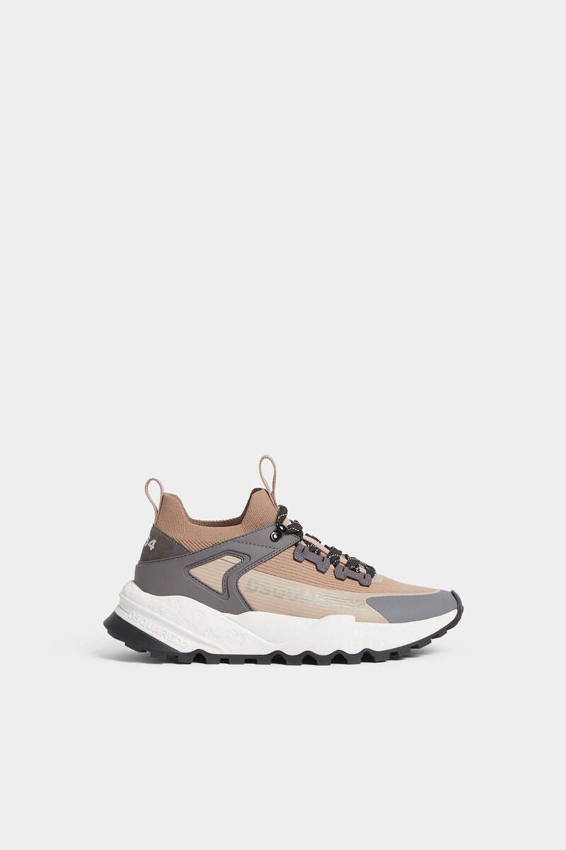 FREE SNEAKERS - 1