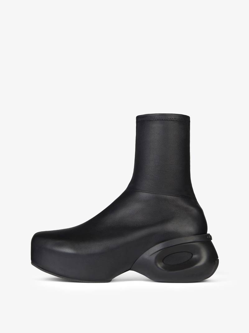 Givenchy G CLOG ANKLE BOOTS IN LEATHER outlook