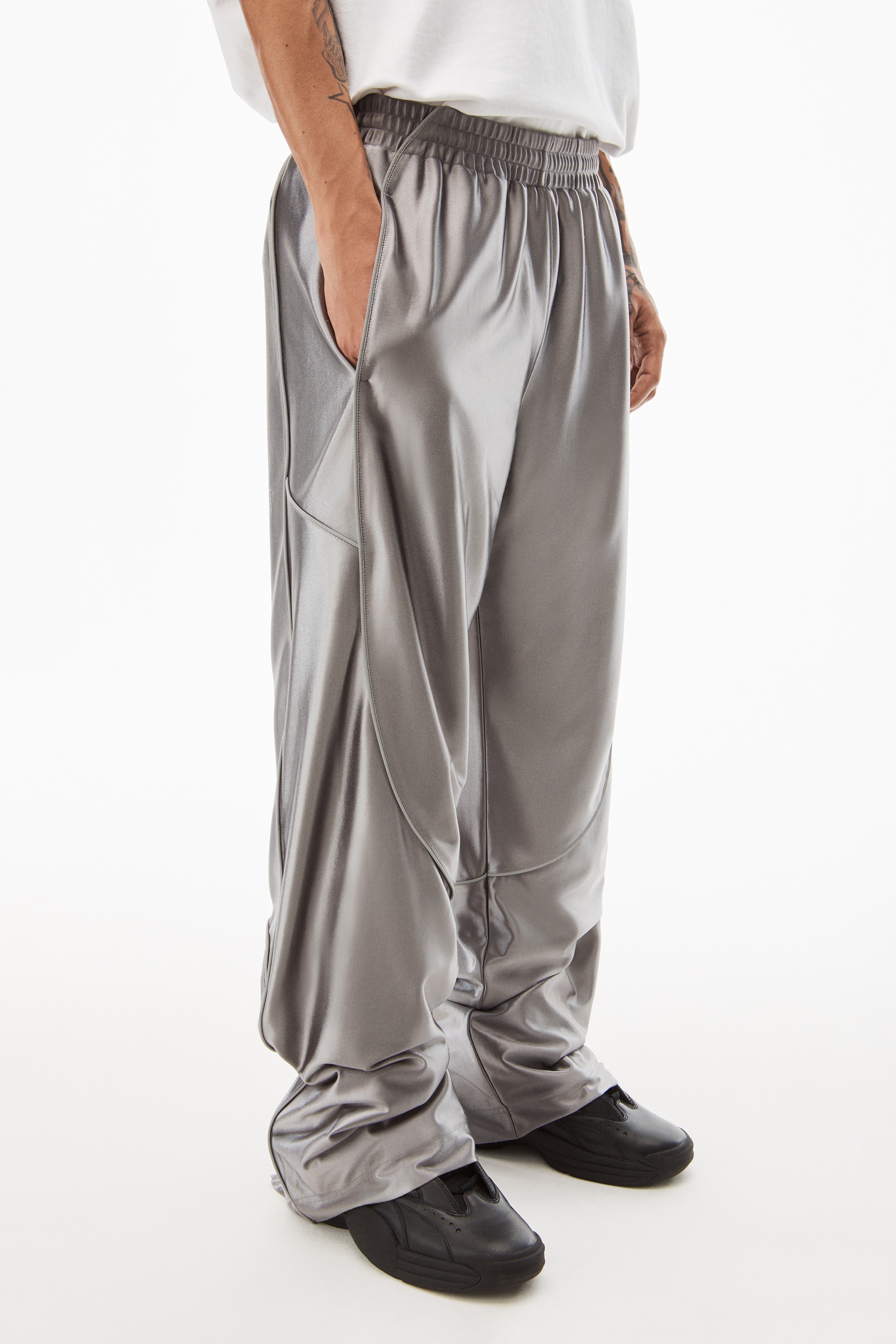 パンツ ALEXANDER WANG SATIN FAILLE SPORT PANTS Oversize Trackpants in Satin Faille Jersey in NAVY GREY
