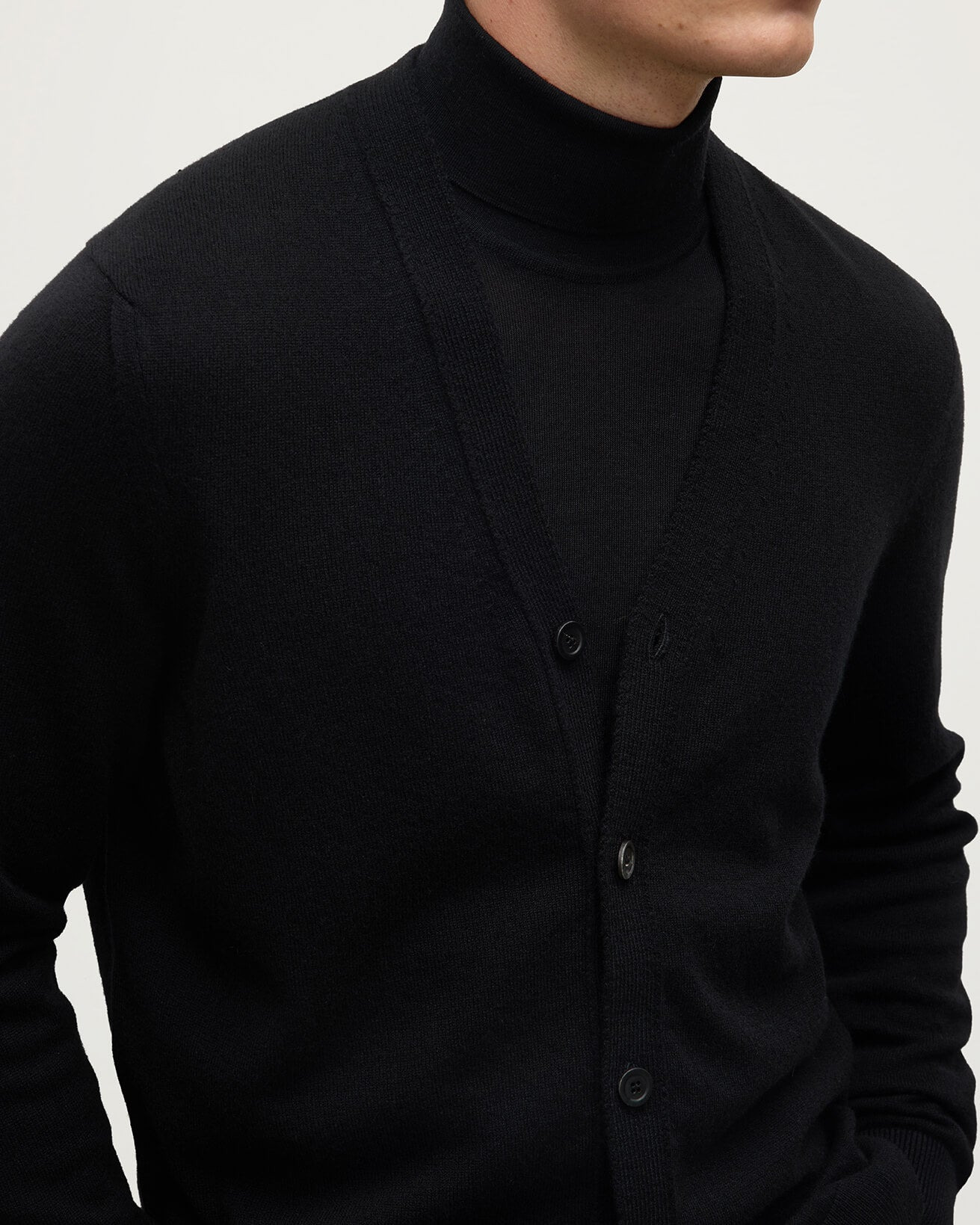 Classic Cashmere Black Cardigan - 5