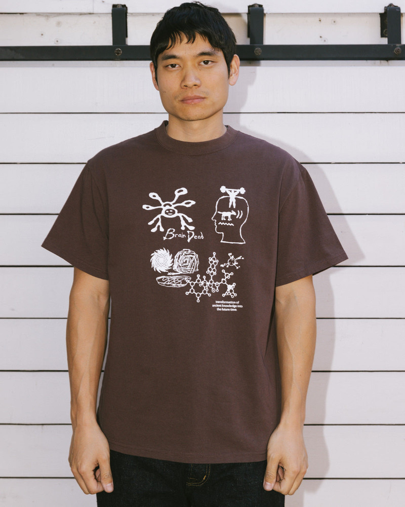 BRAIN DEAD Ancient Knowledge T-shirt - Berry outlook