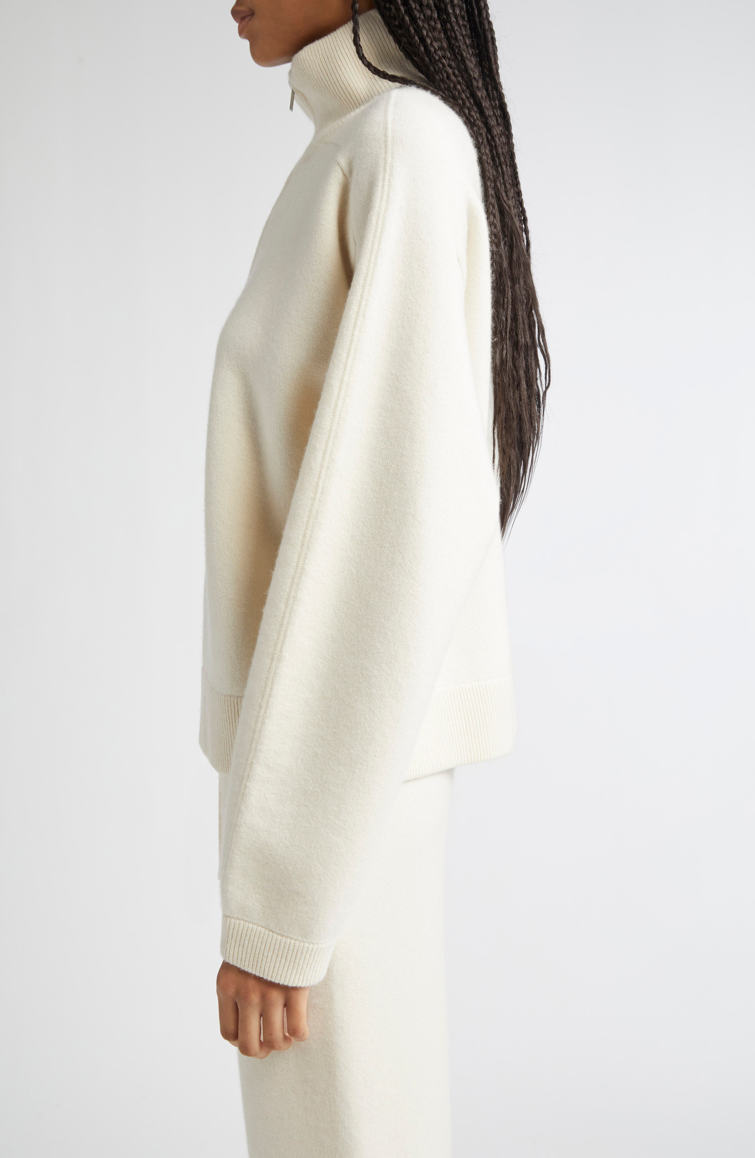 LOULOU DE SAISON Dries Stand Collar Cashmere Half Zip Sweater in Ivory at Nordstrom - 4