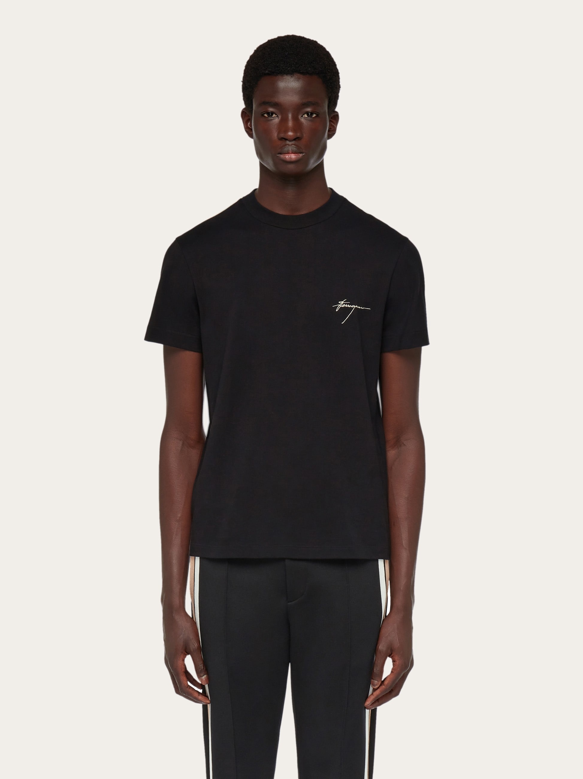 Sporty t-shirt - 2