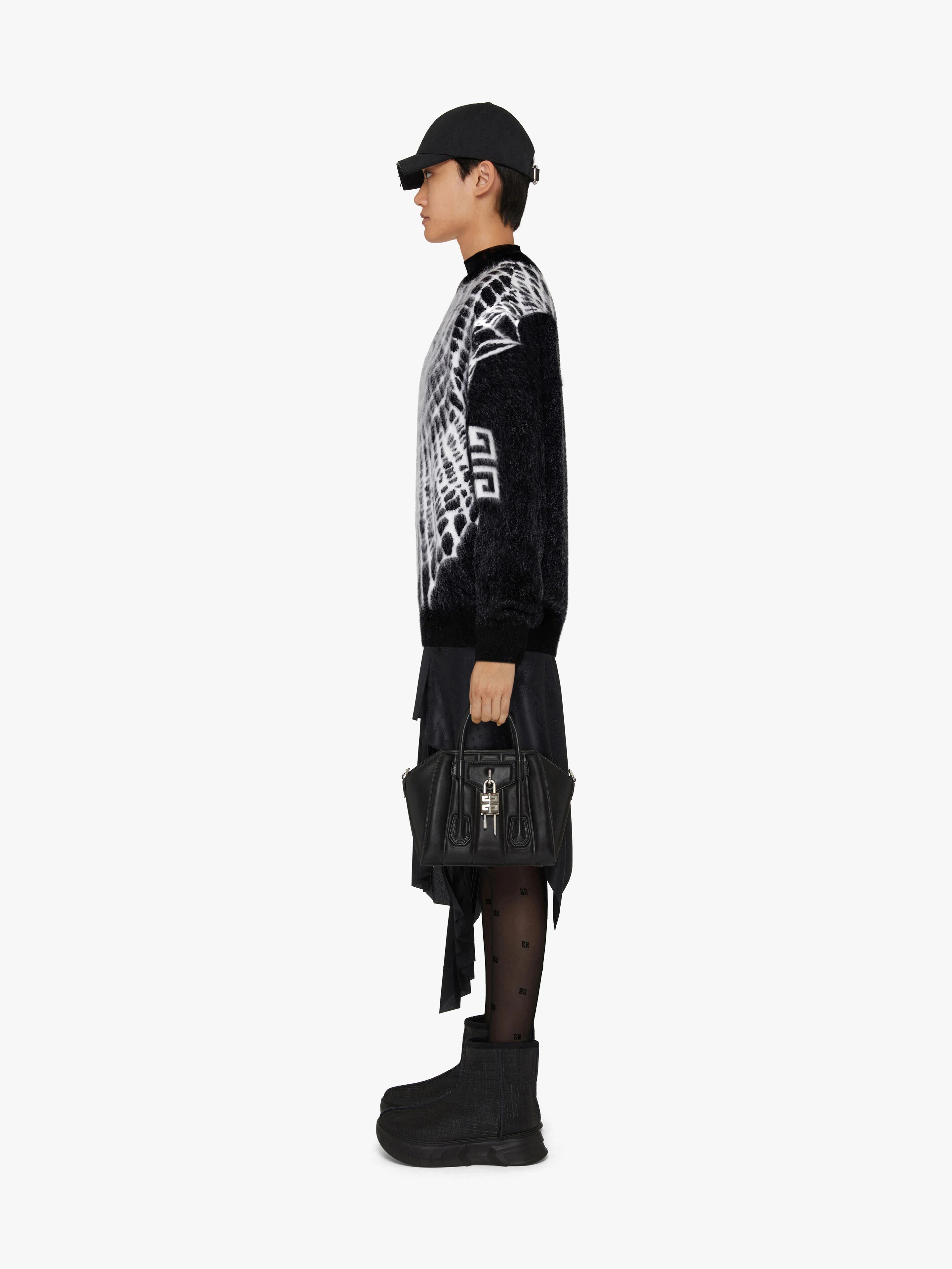 SWEATER IN WOOL WITH SPIDERWEB PATTERN - 3