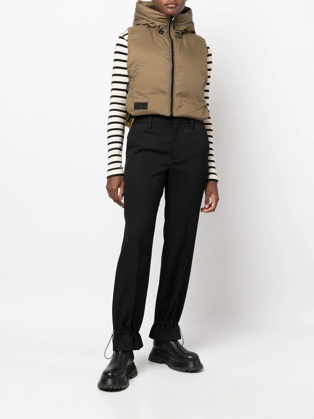 logo-print reversible padded gilet - 6