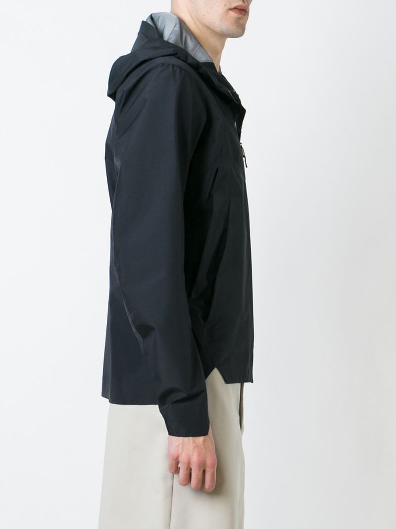hooded windbreaker 3