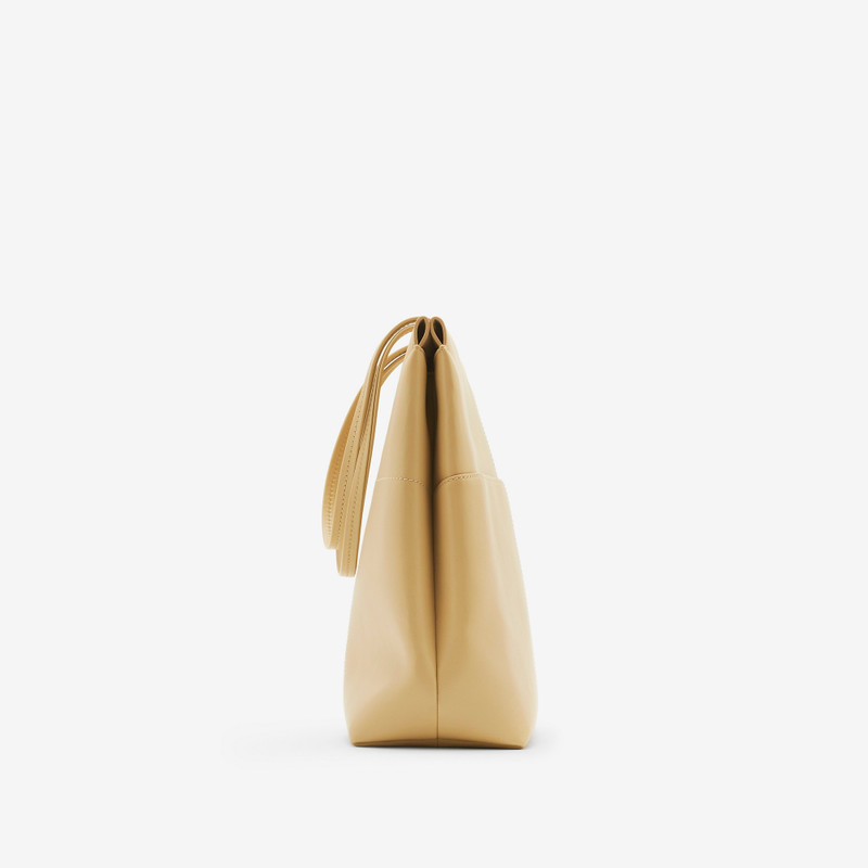 Burberry Snip Tote outlook