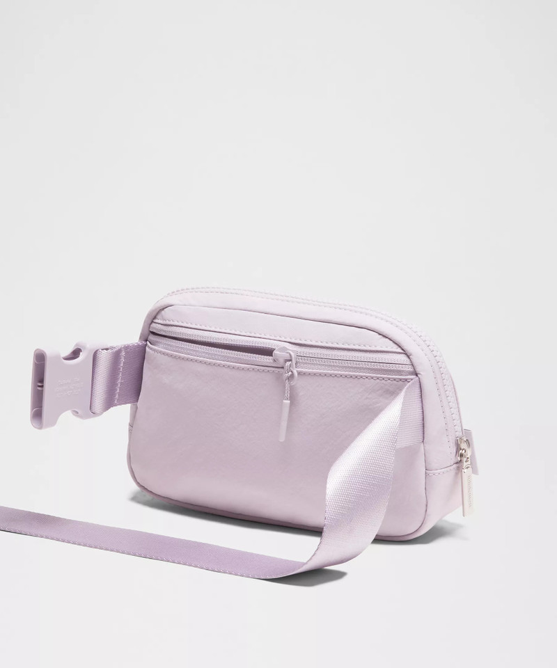 Everywhere Belt Bag with Long Strap 1L 4