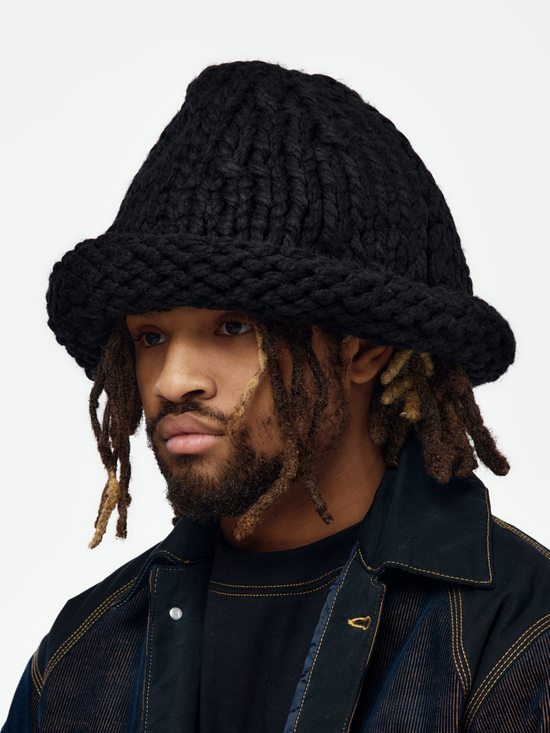NICHOLAS DALEY HAND KNITTED REBEL HAT (BLACK) outlook