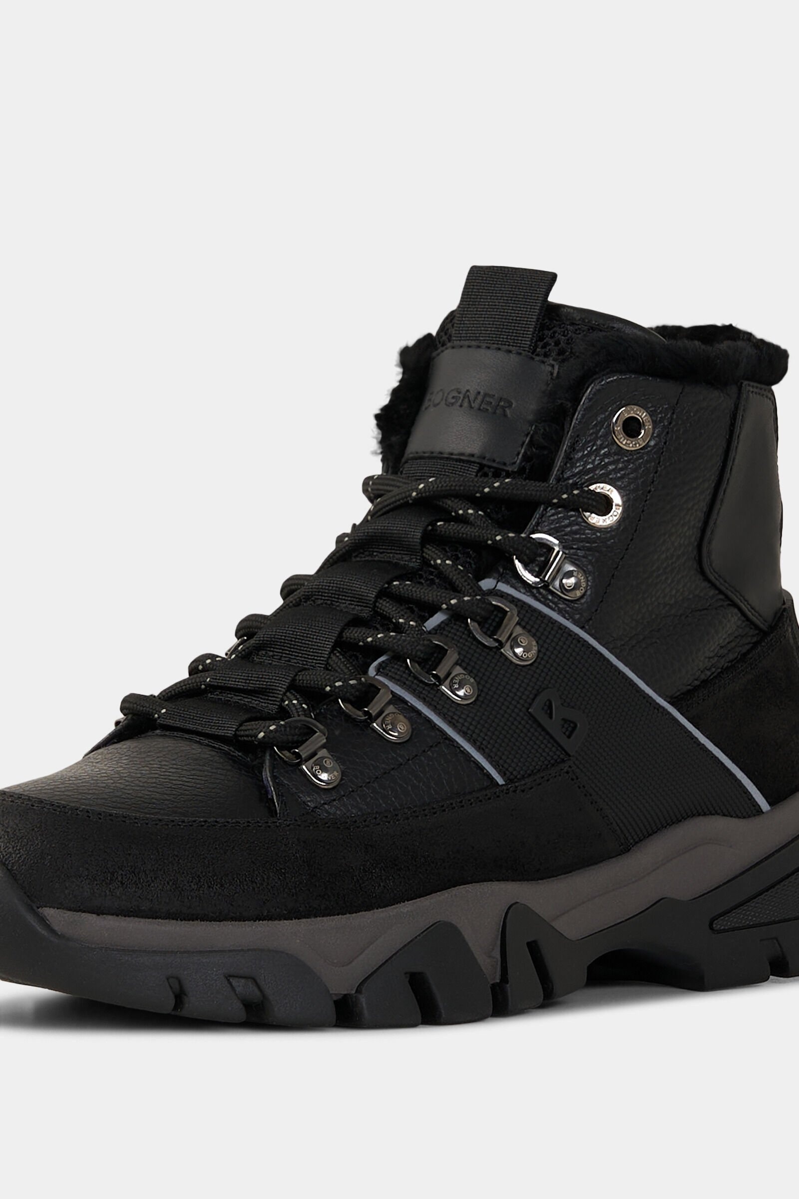 Copper Mountain Lace-up boots in Black - 7