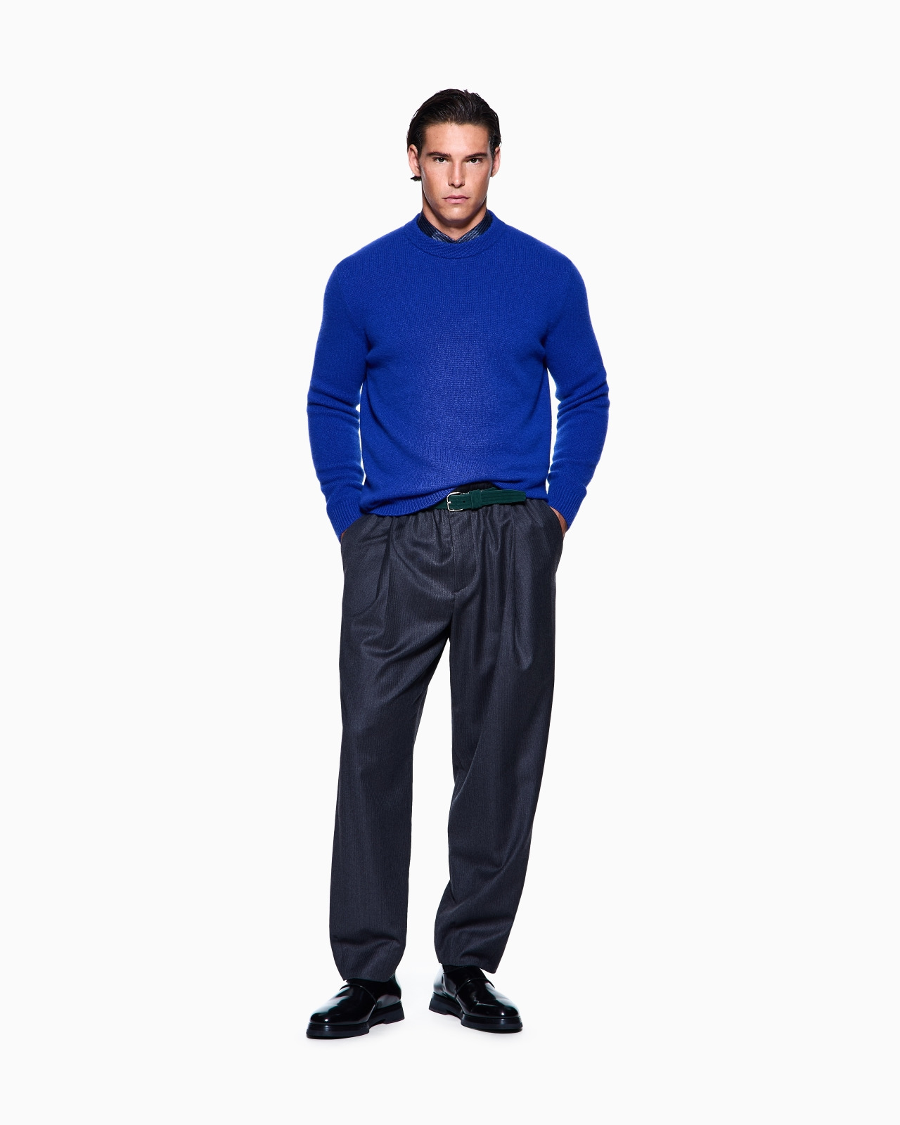 SINGLE-PLEAT TROUSERS IN MICRO HERRINGBONE VIRGIN WOOL - 2