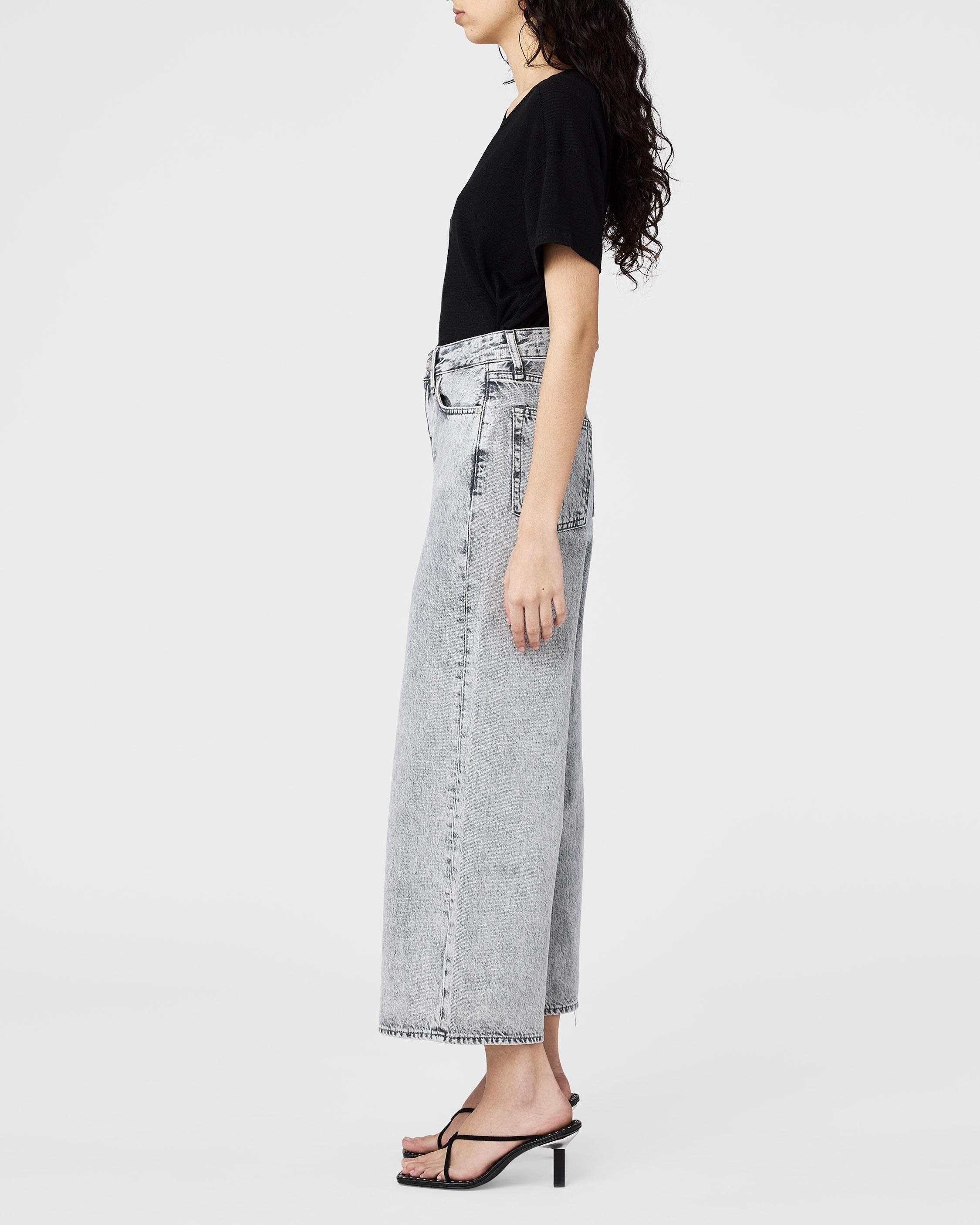 Maya Ankle Wide Leg - Acid
High-Rise Jean - 2