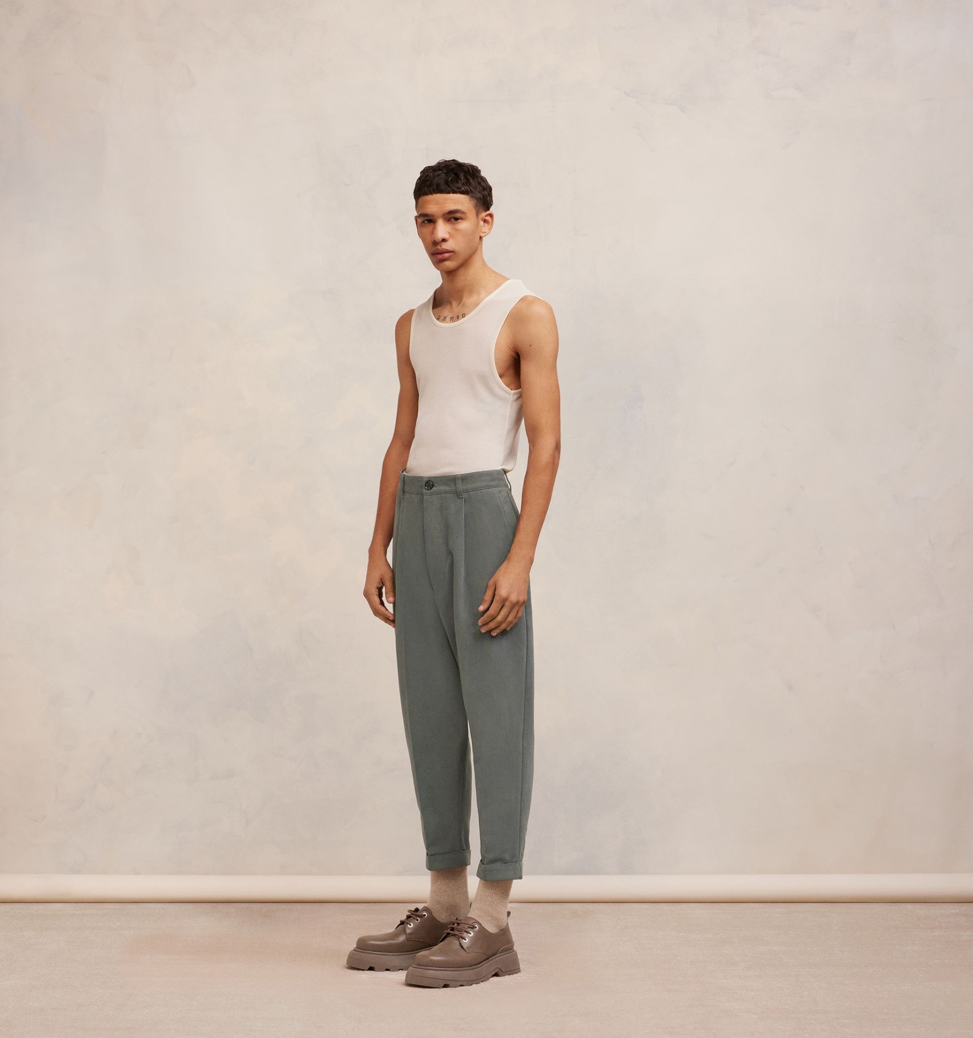 Carrot Oversized Trousers - 4