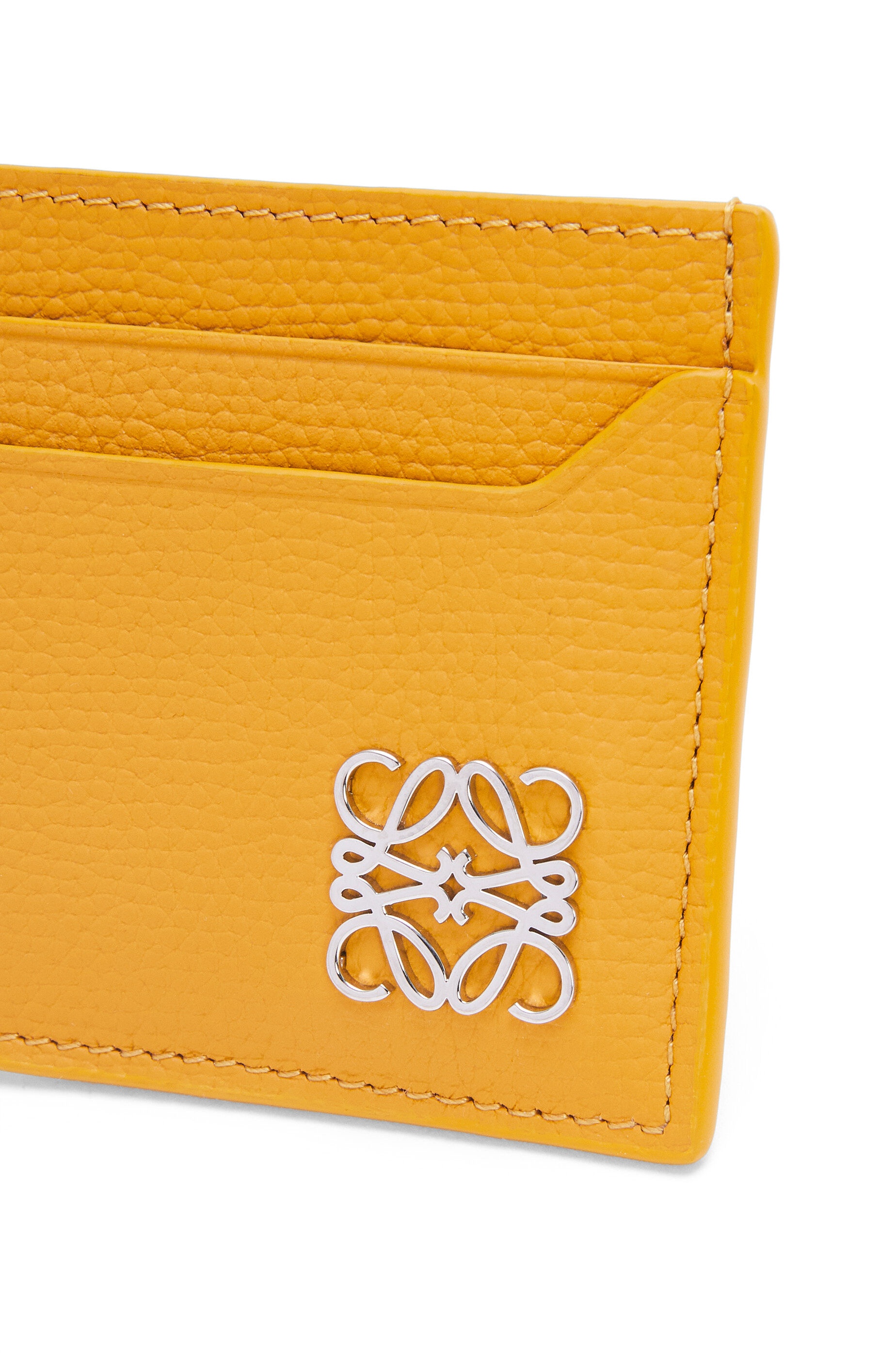 Anagram plain cardholder in pebble grain calfskin - 4