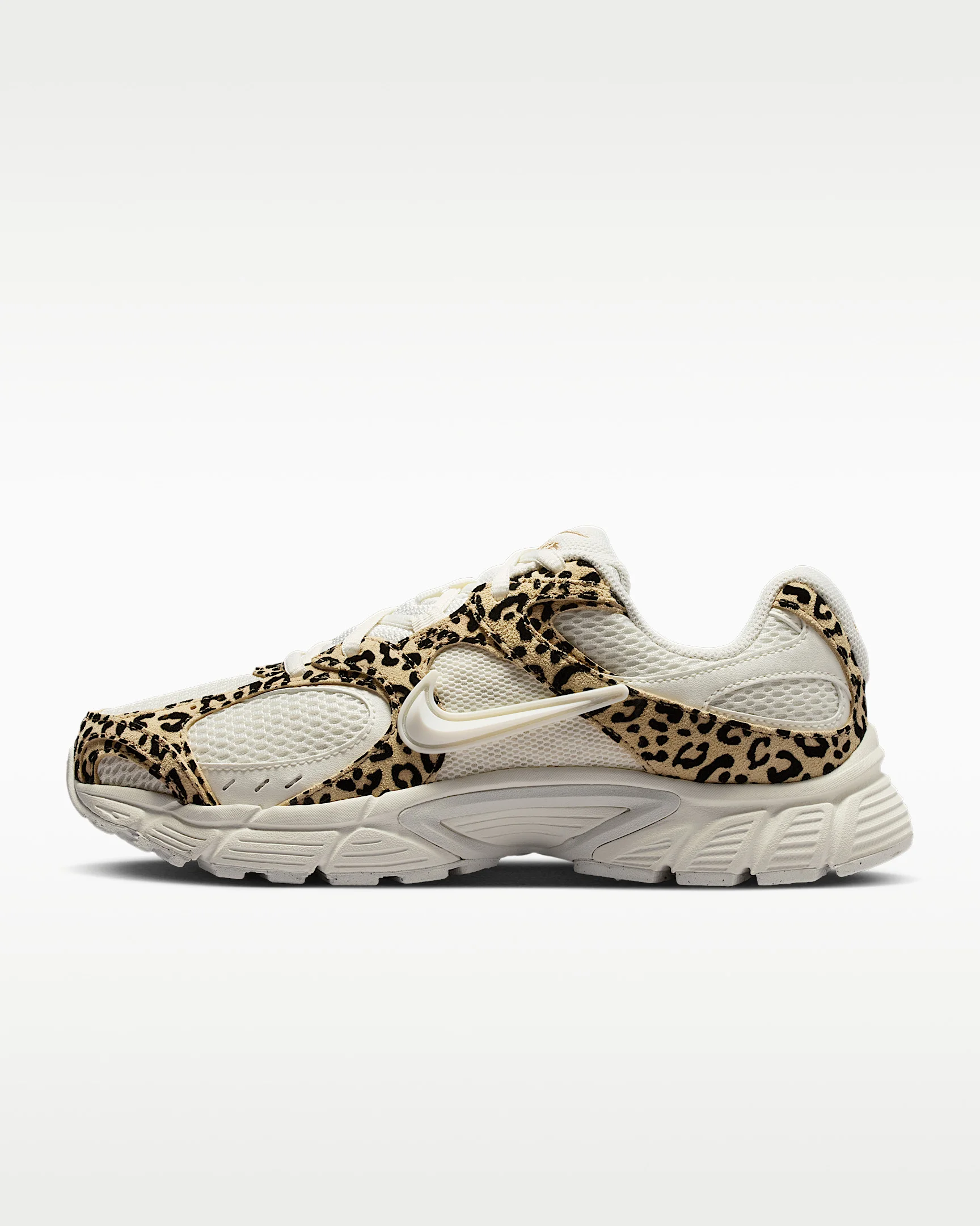 Nike V5 RNR Suede Women's Shoes - 1