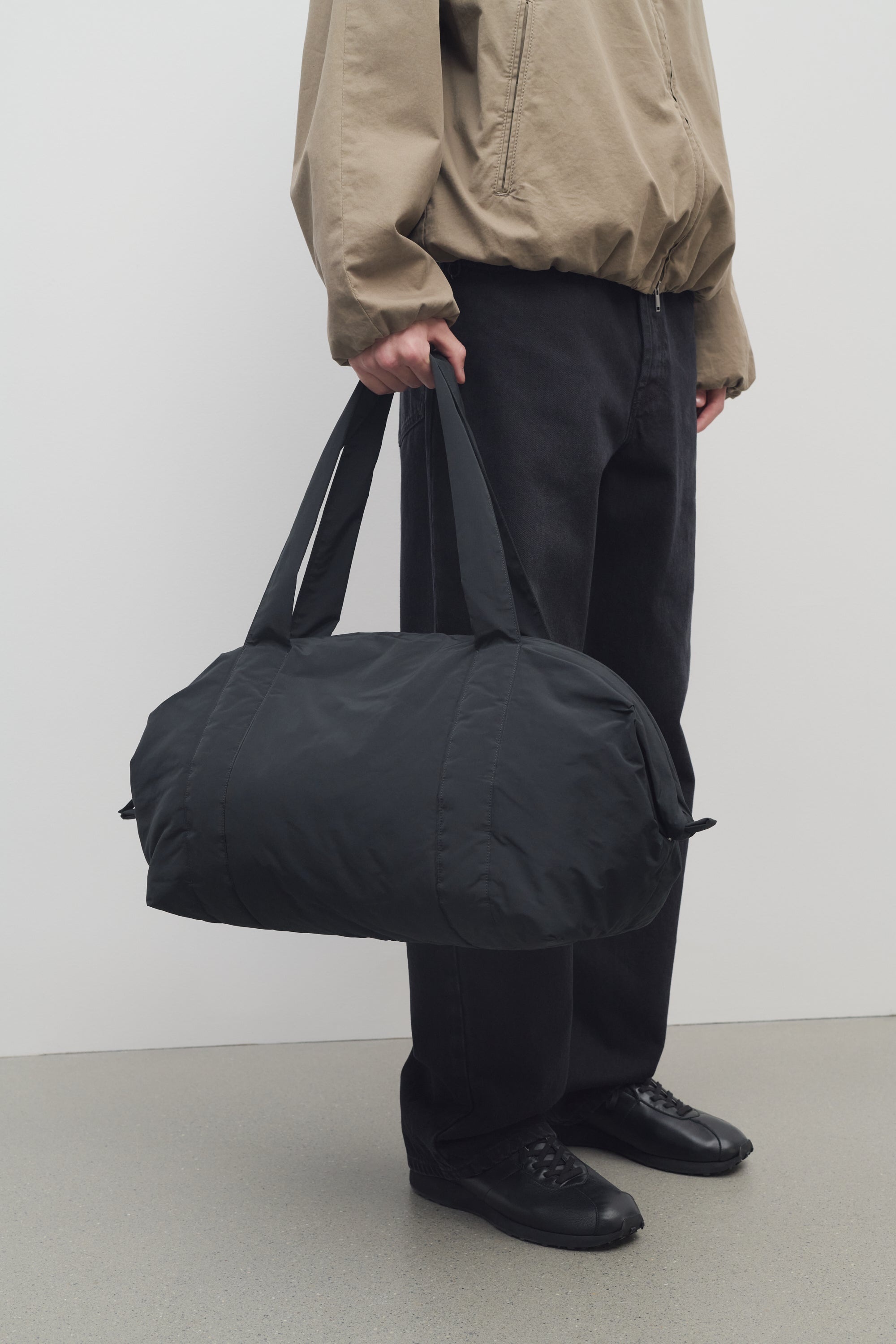Max Duffle Bag in Nylon - 4