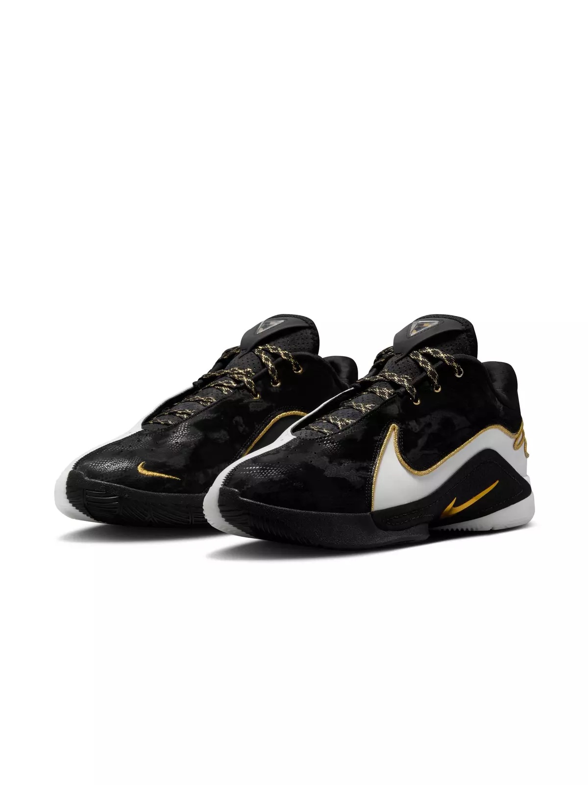 LeBron XXII "Mogul" Men's Basketball Shoe - 5